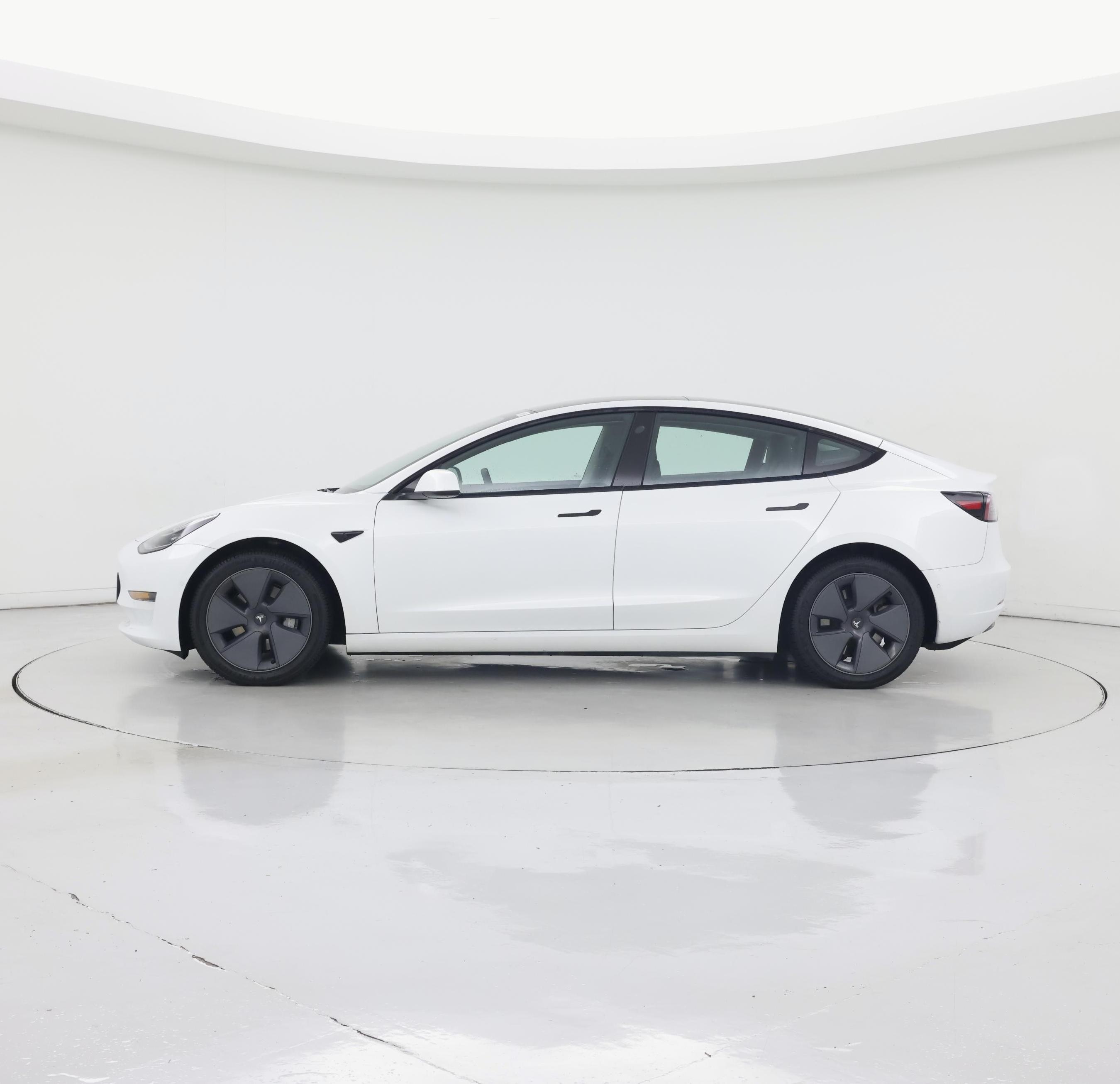Thumbnail: 2022 Tesla Model 3 - 3