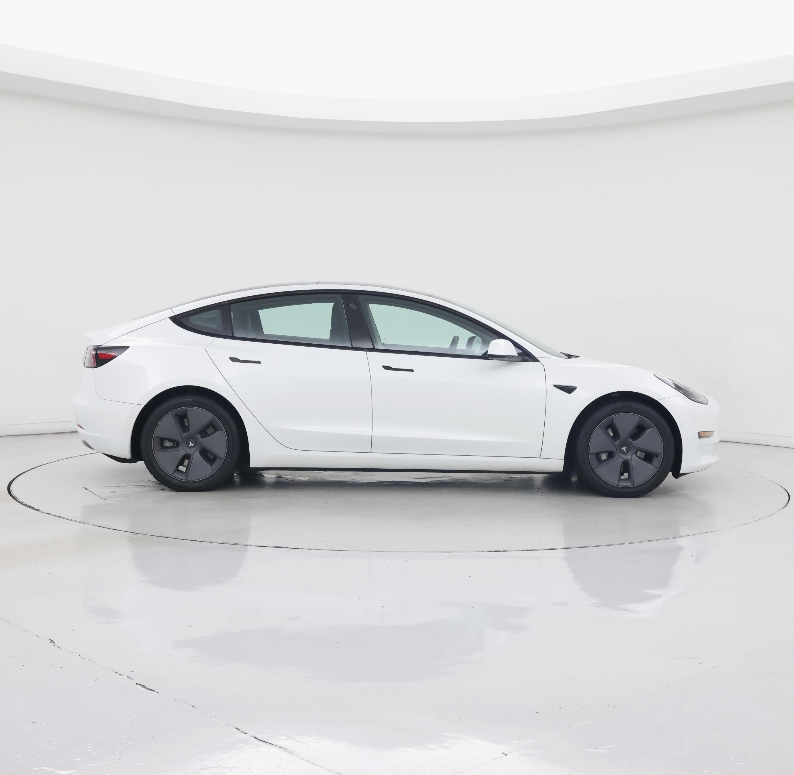 Thumbnail: 2022 Tesla Model 3 - 7