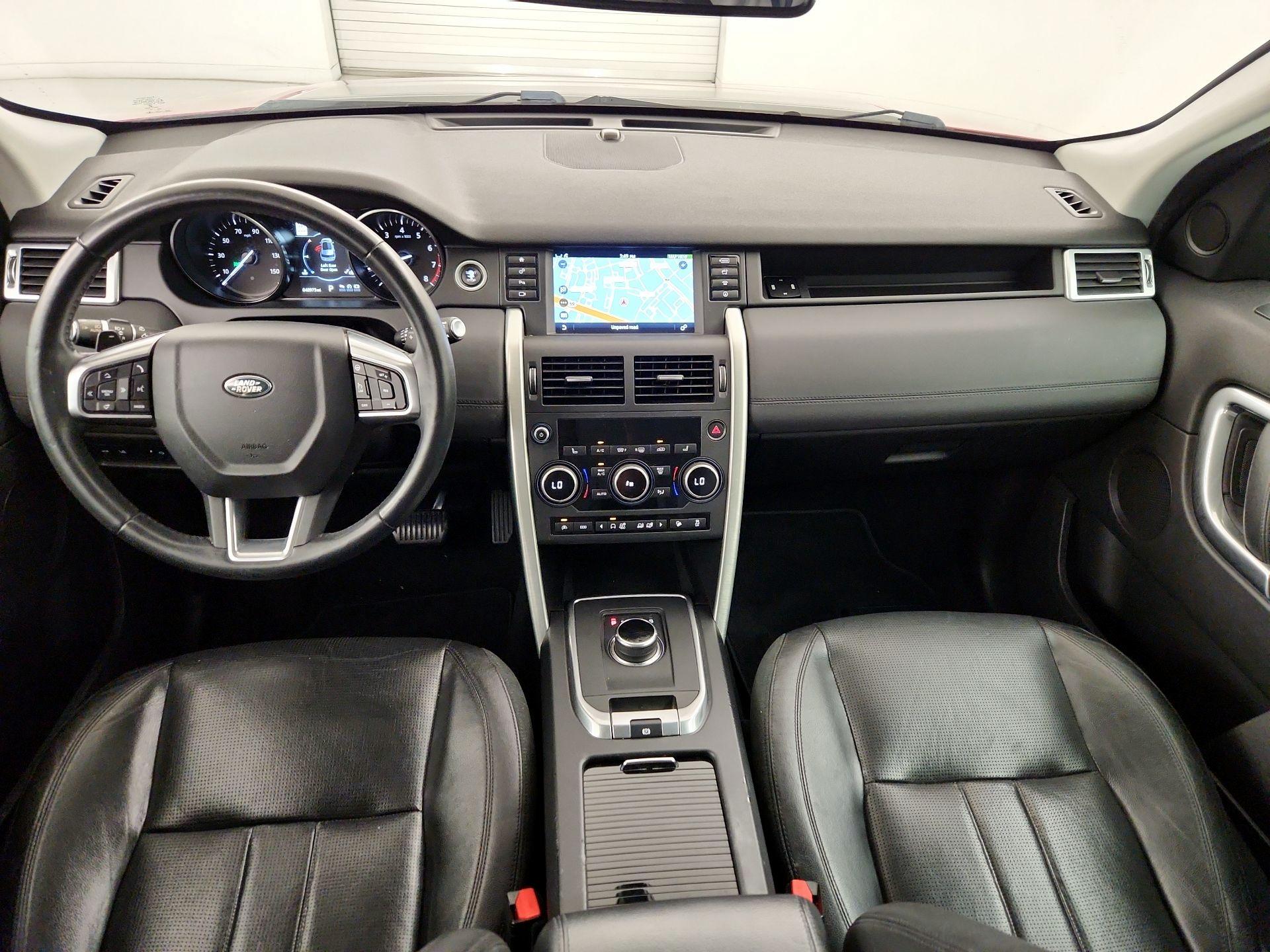 Thumbnail: 2017 Land Rover Discovery Sport - 9