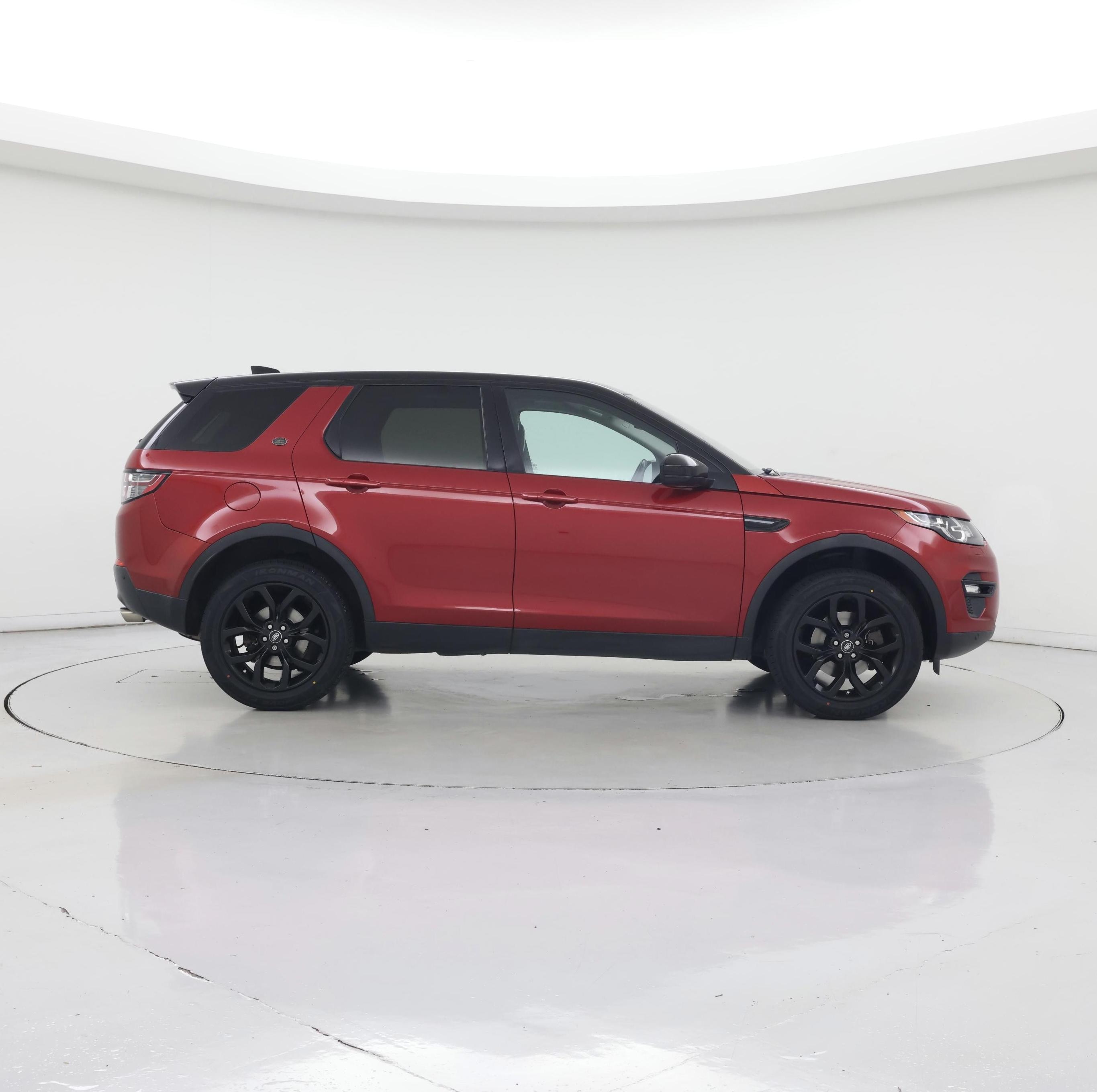 Thumbnail: 2017 Land Rover Discovery Sport - 7