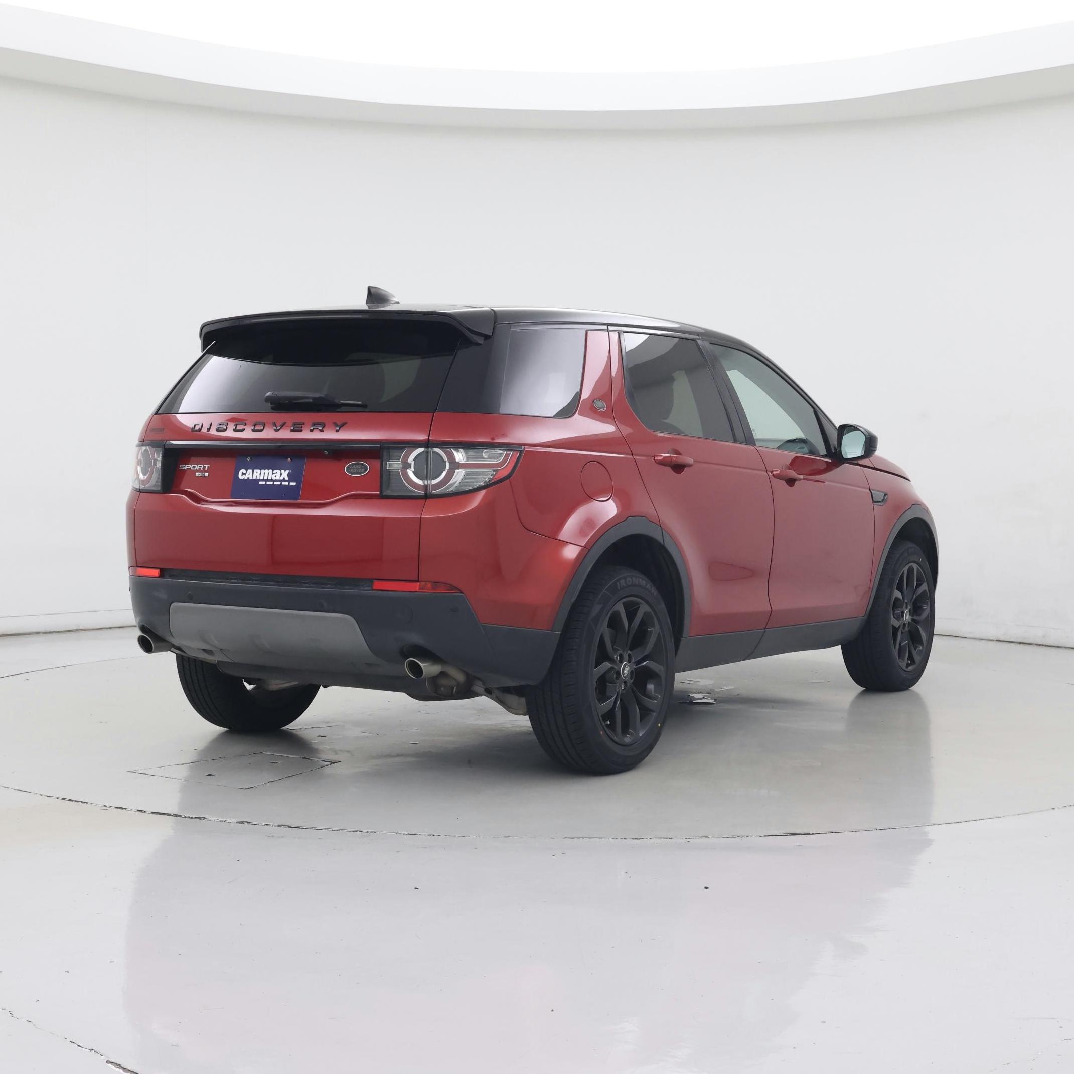 Thumbnail: 2017 Land Rover Discovery Sport - 8