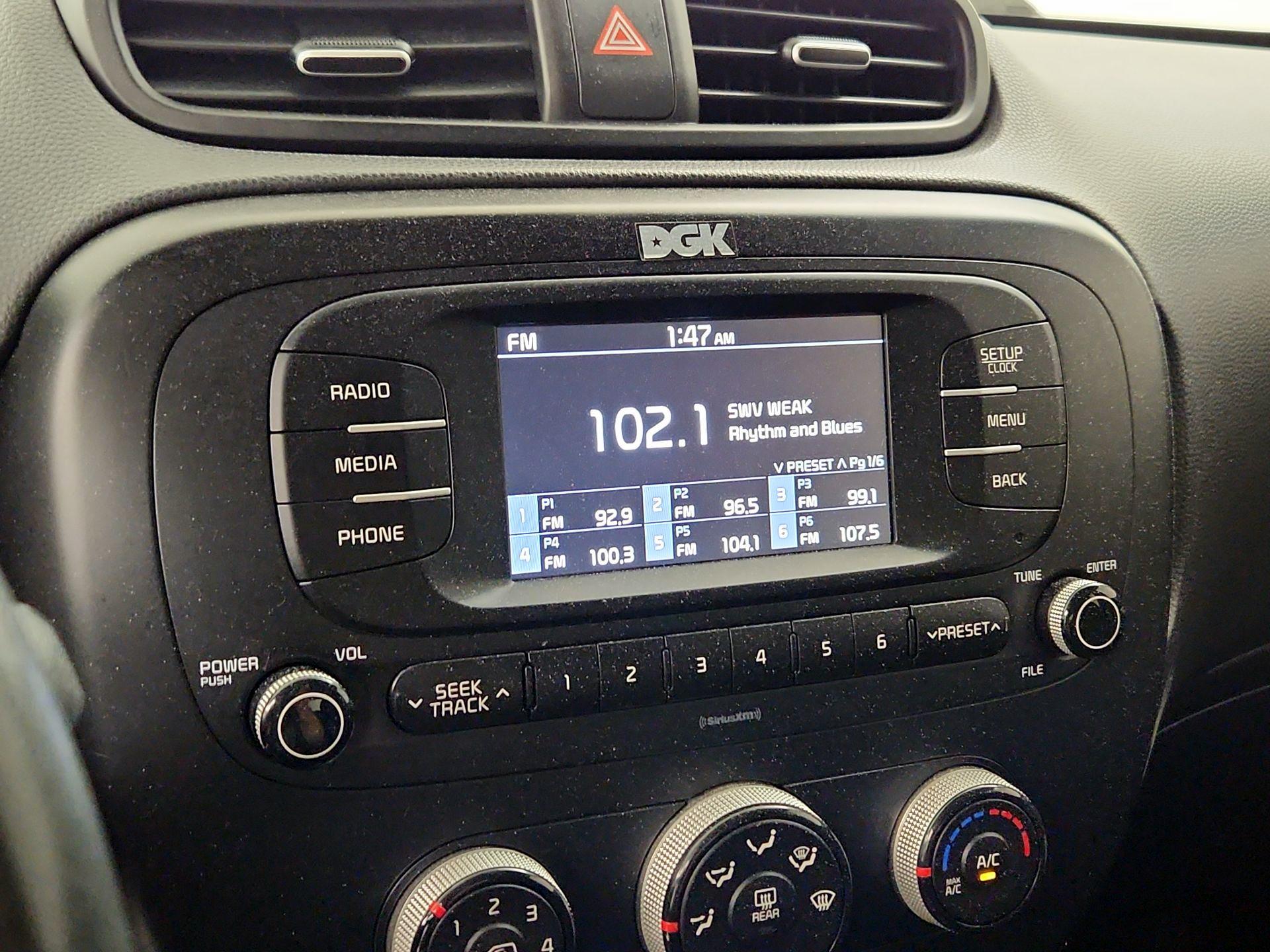 Thumbnail: 2017 Kia Soul - 14