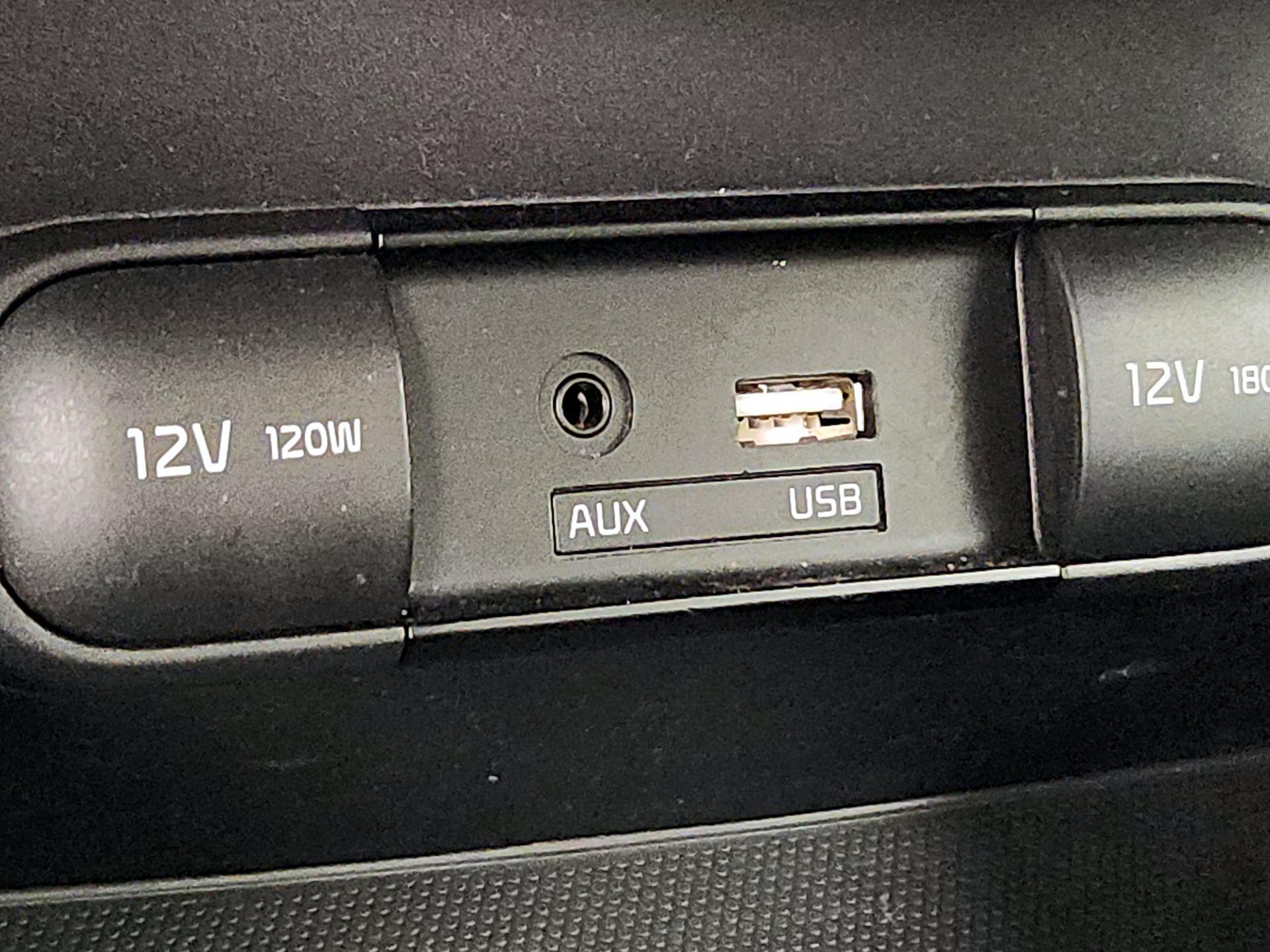 Thumbnail: 2017 Kia Soul - 17