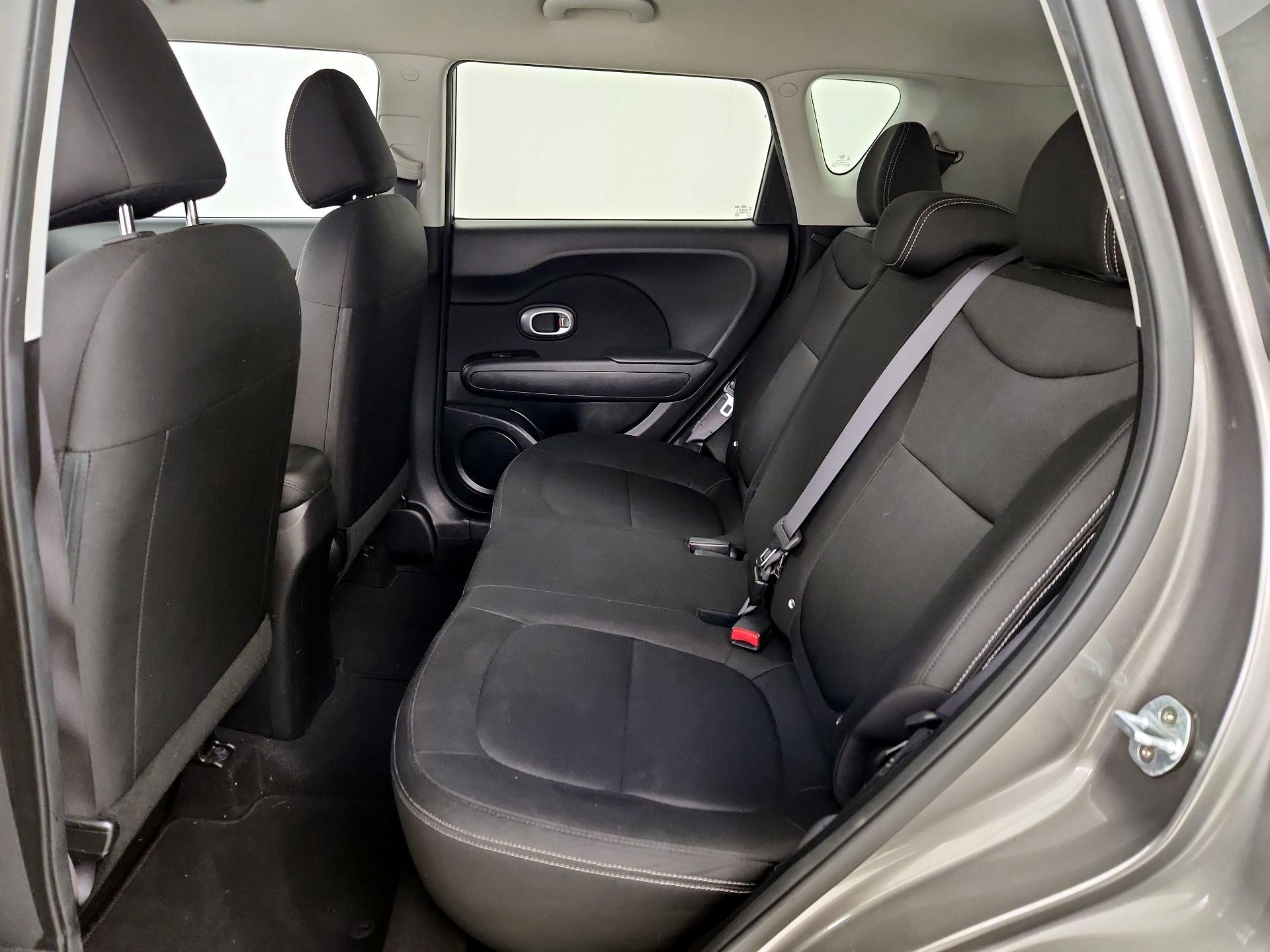 Thumbnail: 2017 Kia Soul - 18