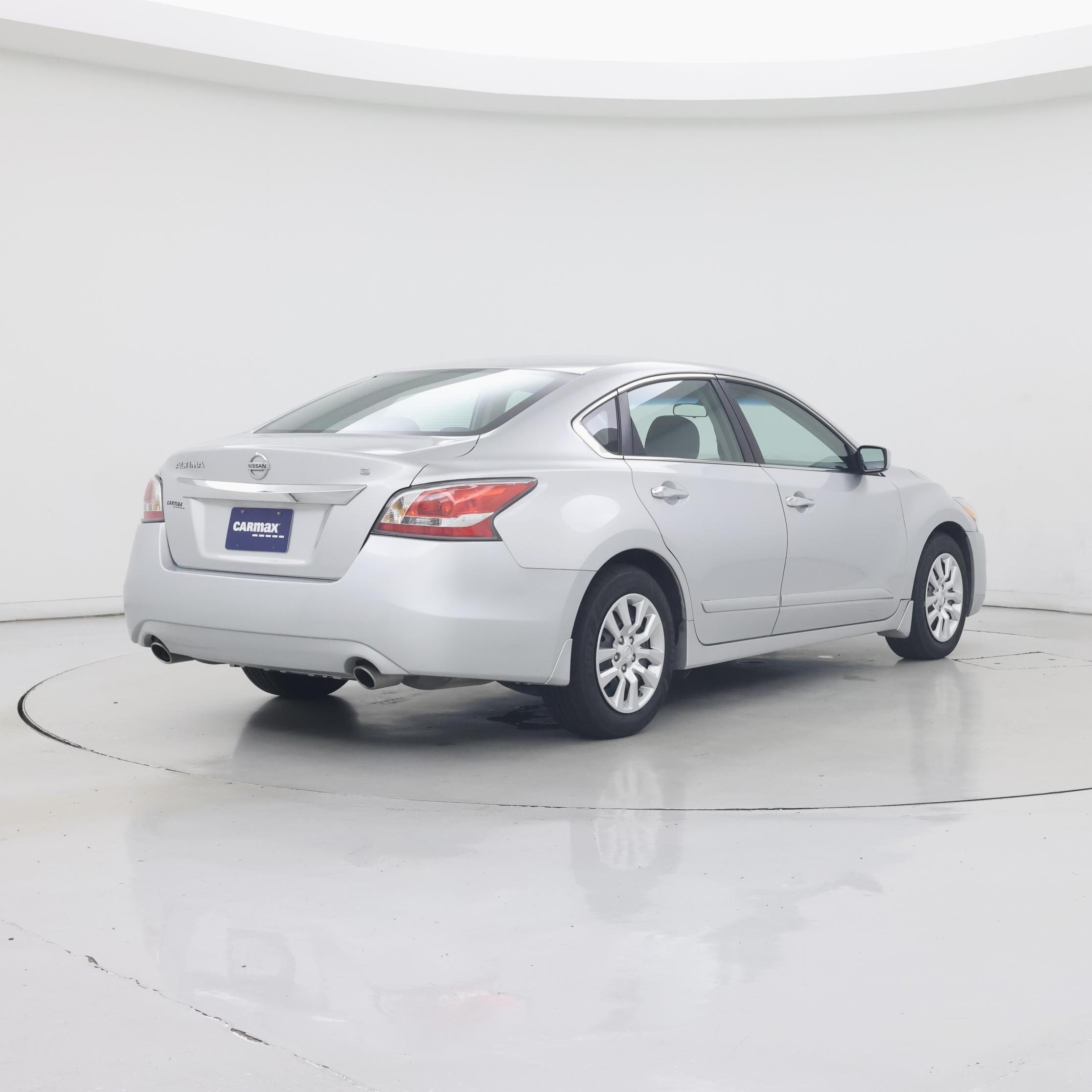Thumbnail: 2015 Nissan Altima - 8