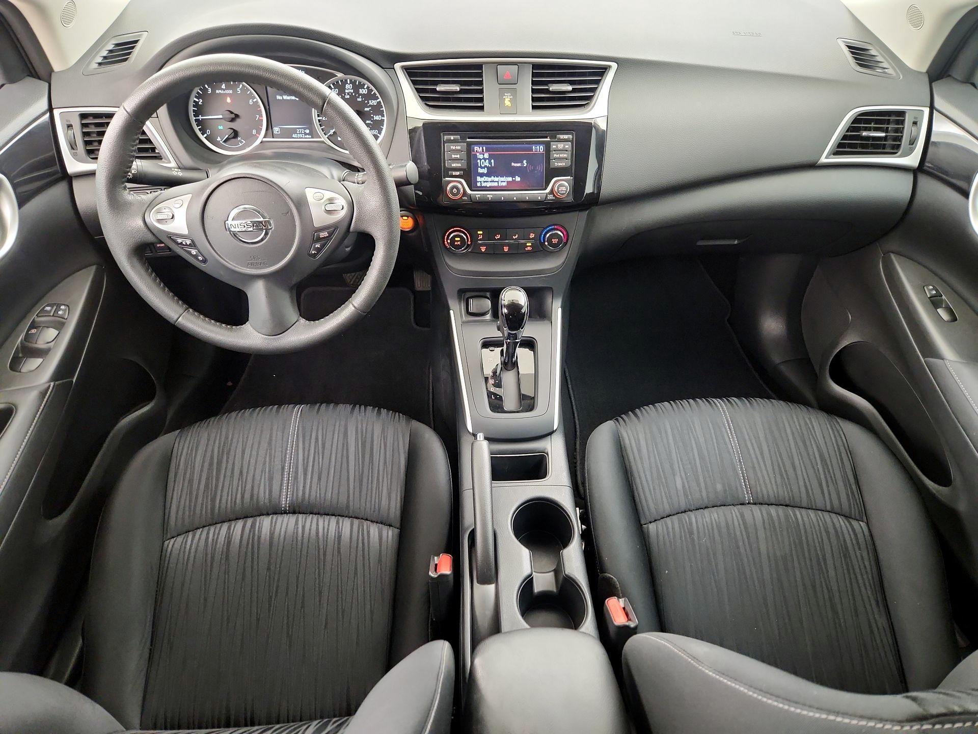 Thumbnail: 2017 Nissan Sentra - 9