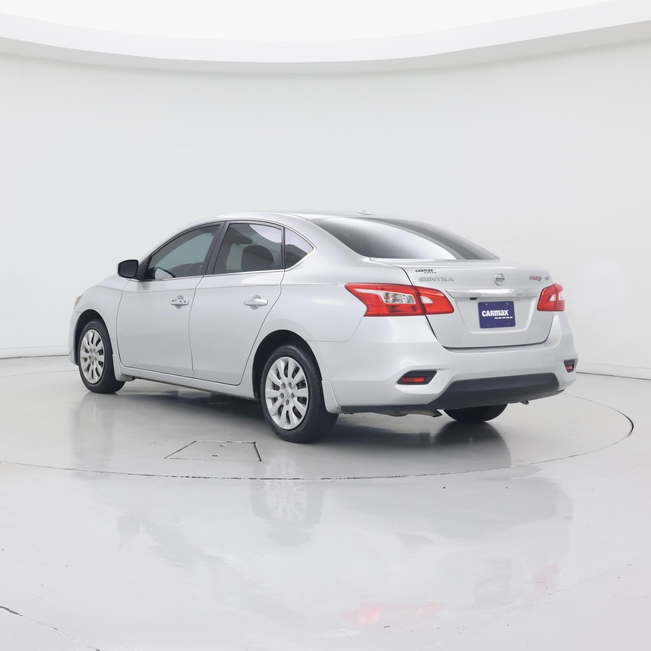 Thumbnail: 2017 Nissan Sentra - 2