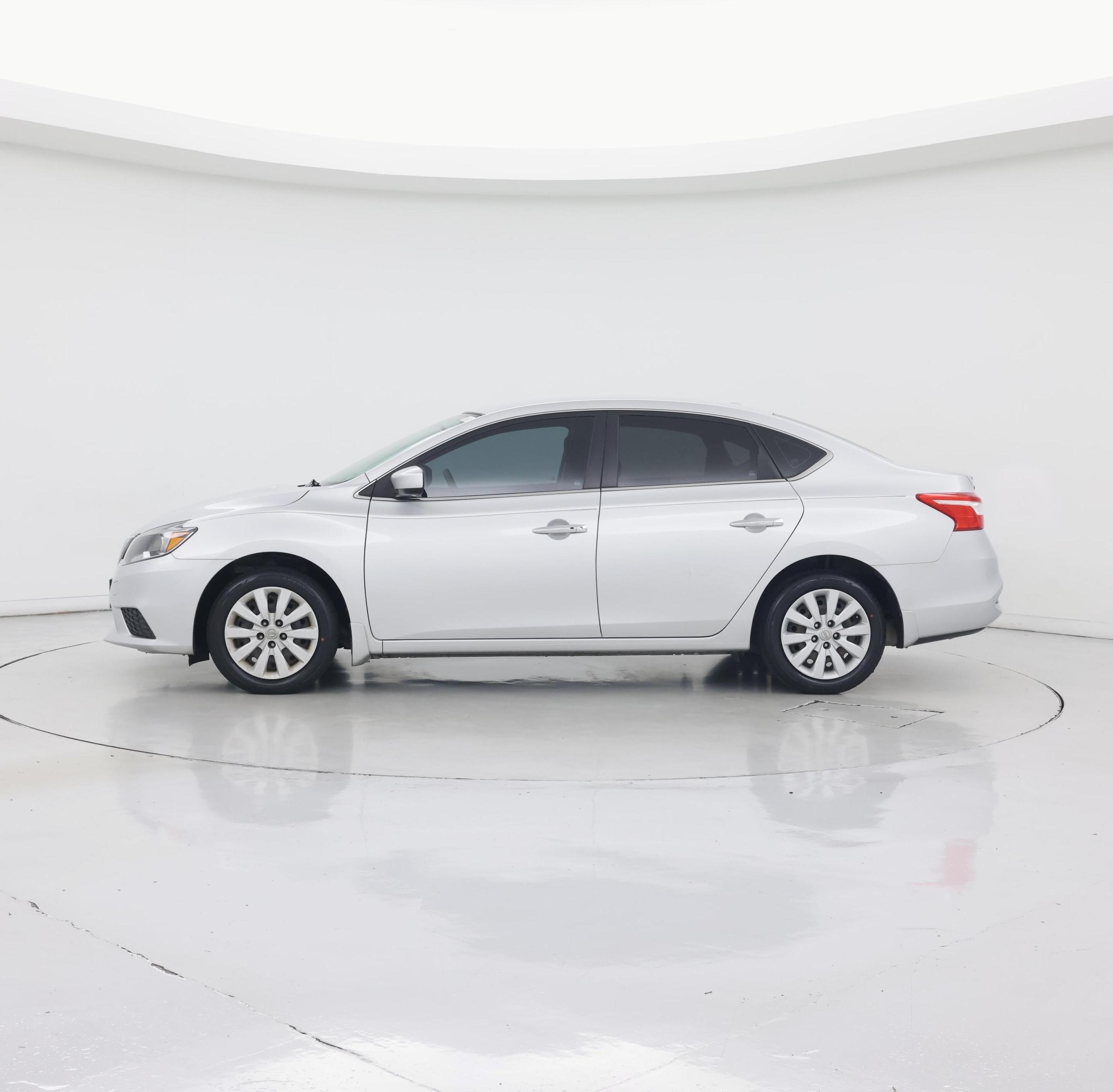 Thumbnail: 2017 Nissan Sentra - 3