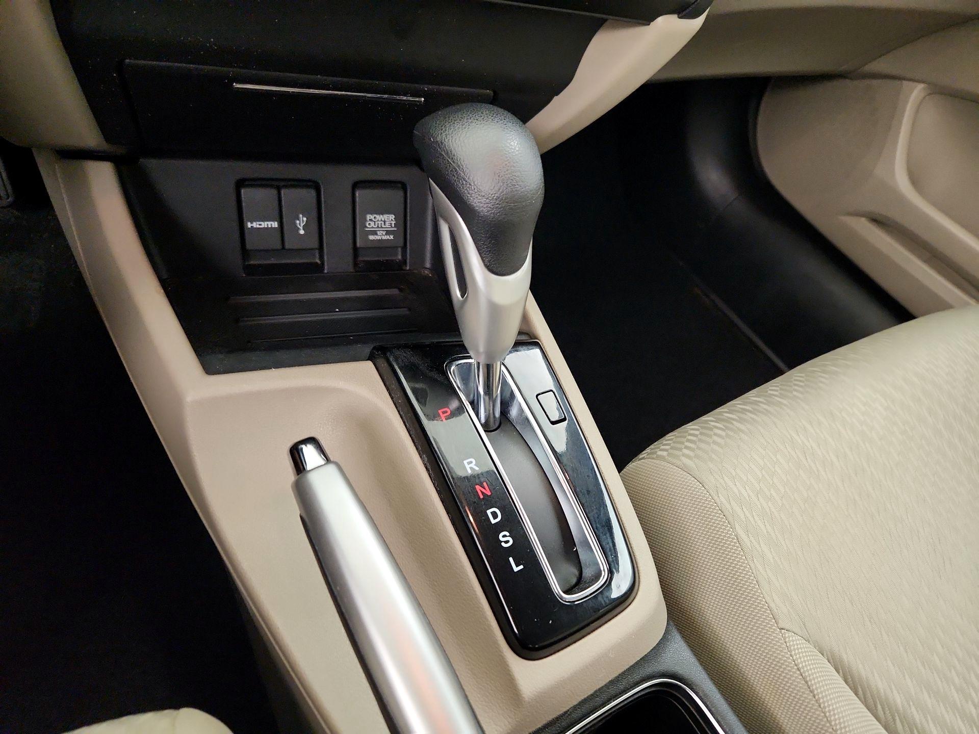 Thumbnail: 2015 Honda Civic - 17