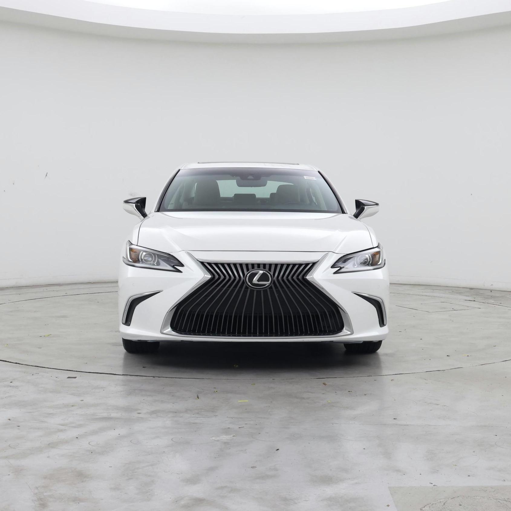Thumbnail: 2019 Lexus ES - 5