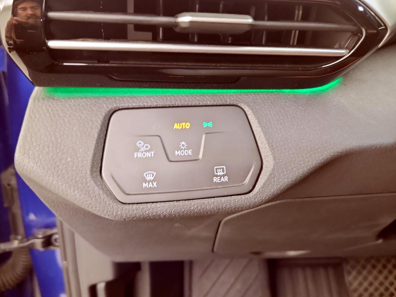 2022 Volkswagen ID.4 PRO S - Photo 14