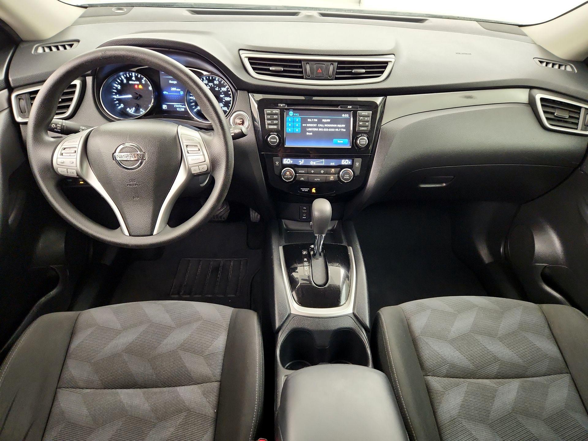Thumbnail: 2016 Nissan Rogue - 9