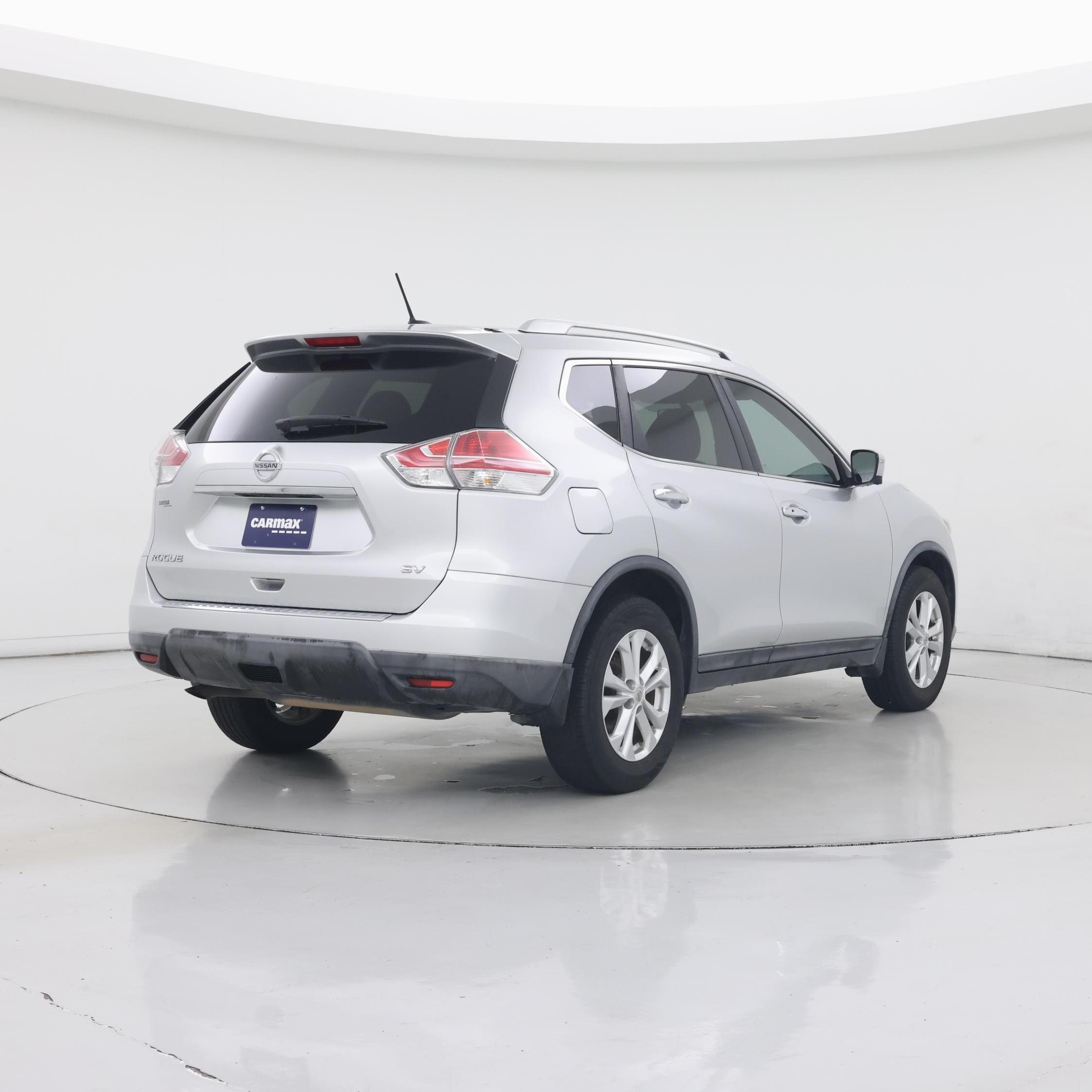 Thumbnail: 2016 Nissan Rogue - 8