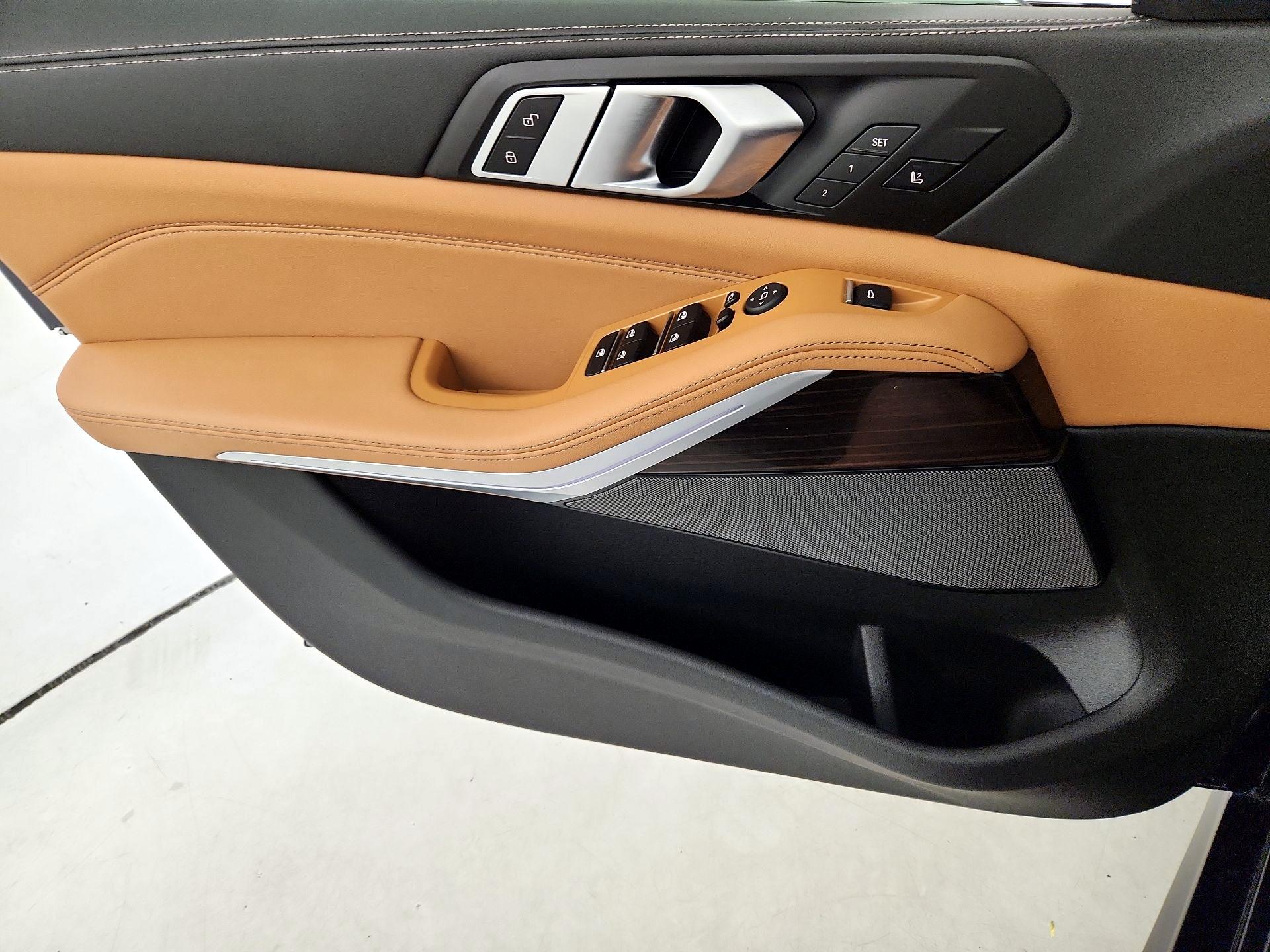 Thumbnail: 2025 BMW X5 - 12