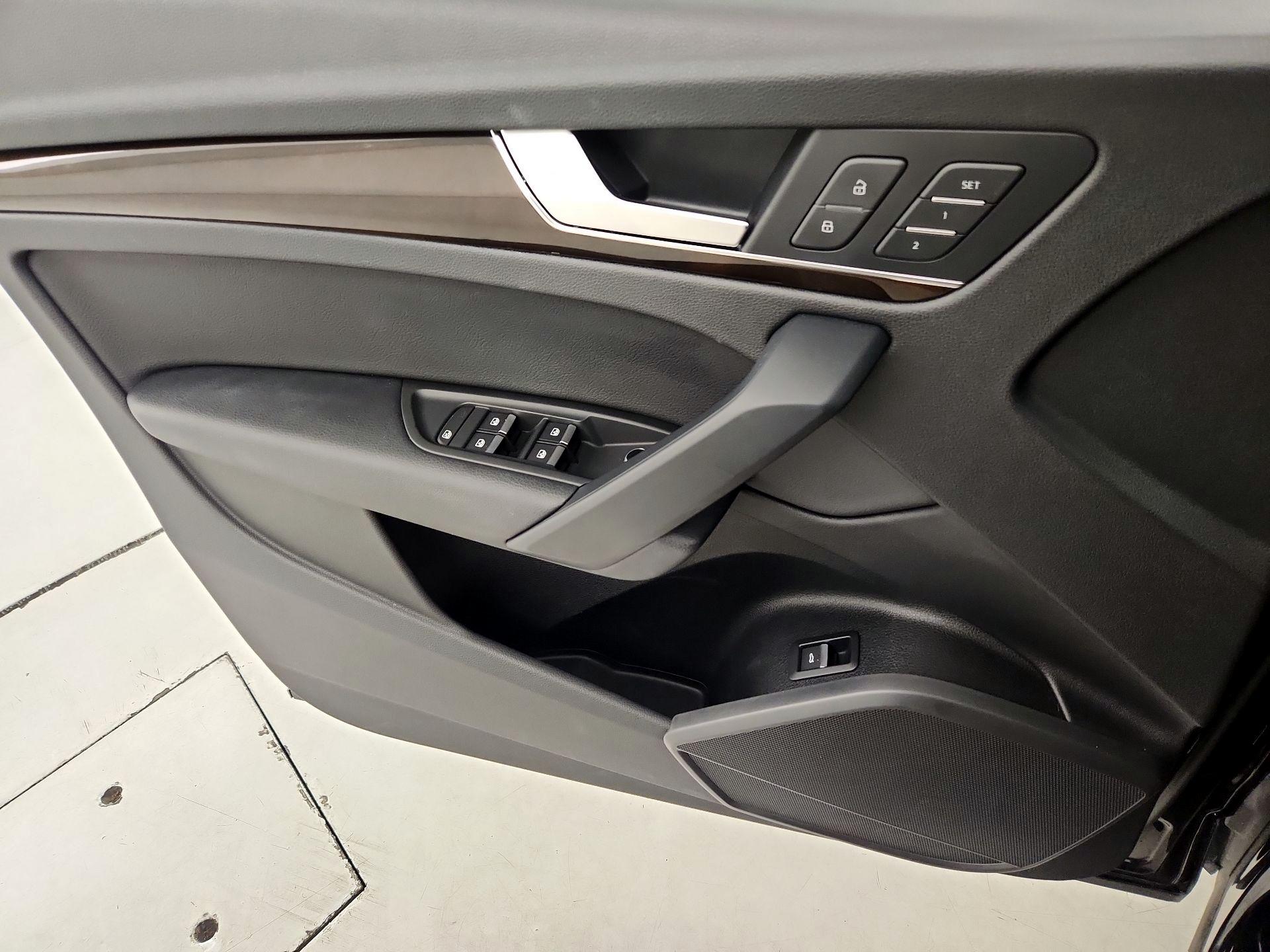 Thumbnail: 2018 Audi Q5 - 12