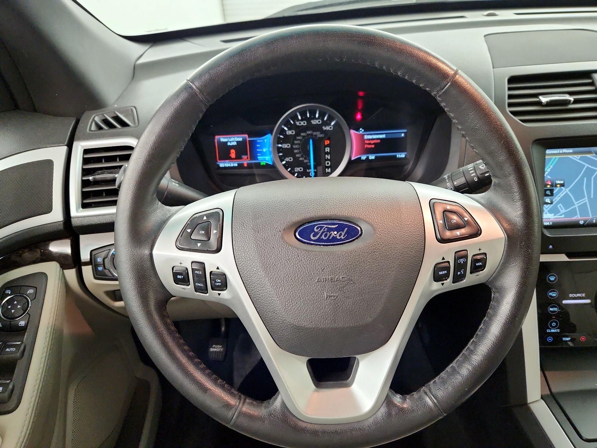 Thumbnail: 2014 Ford Explorer - 10