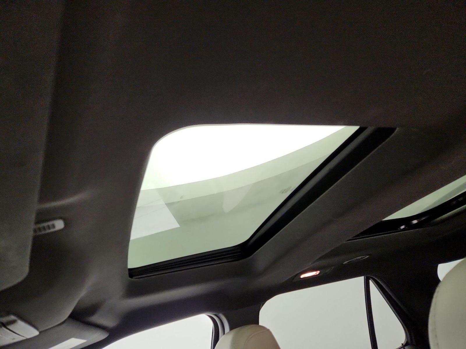2014 Ford Explorer Limited - Photo 21