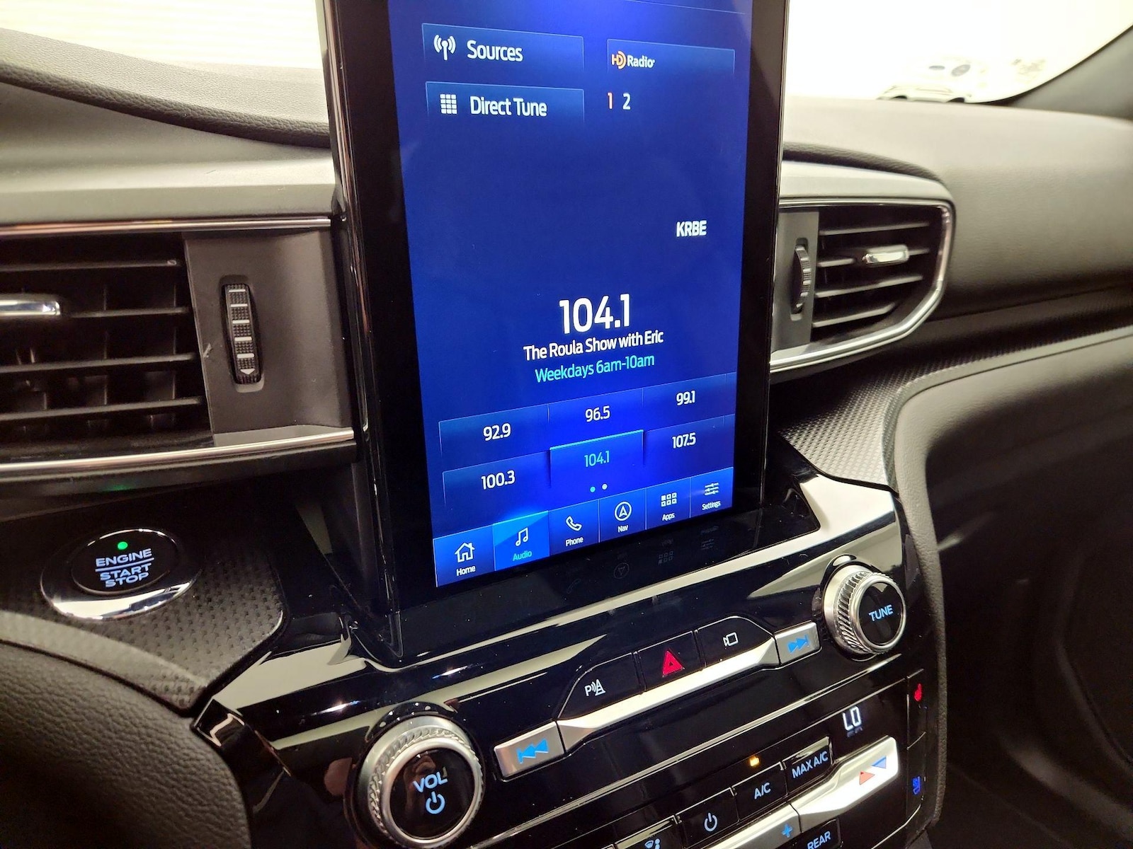 2021 Ford Explorer ST - Photo 17