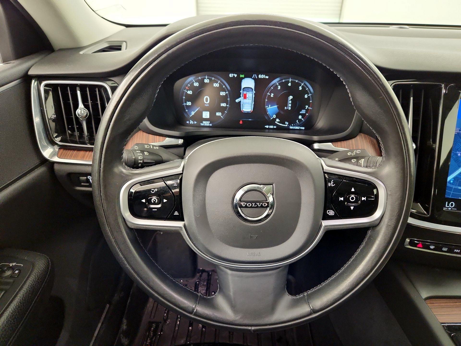Thumbnail: 2020 Volvo V60 - 10