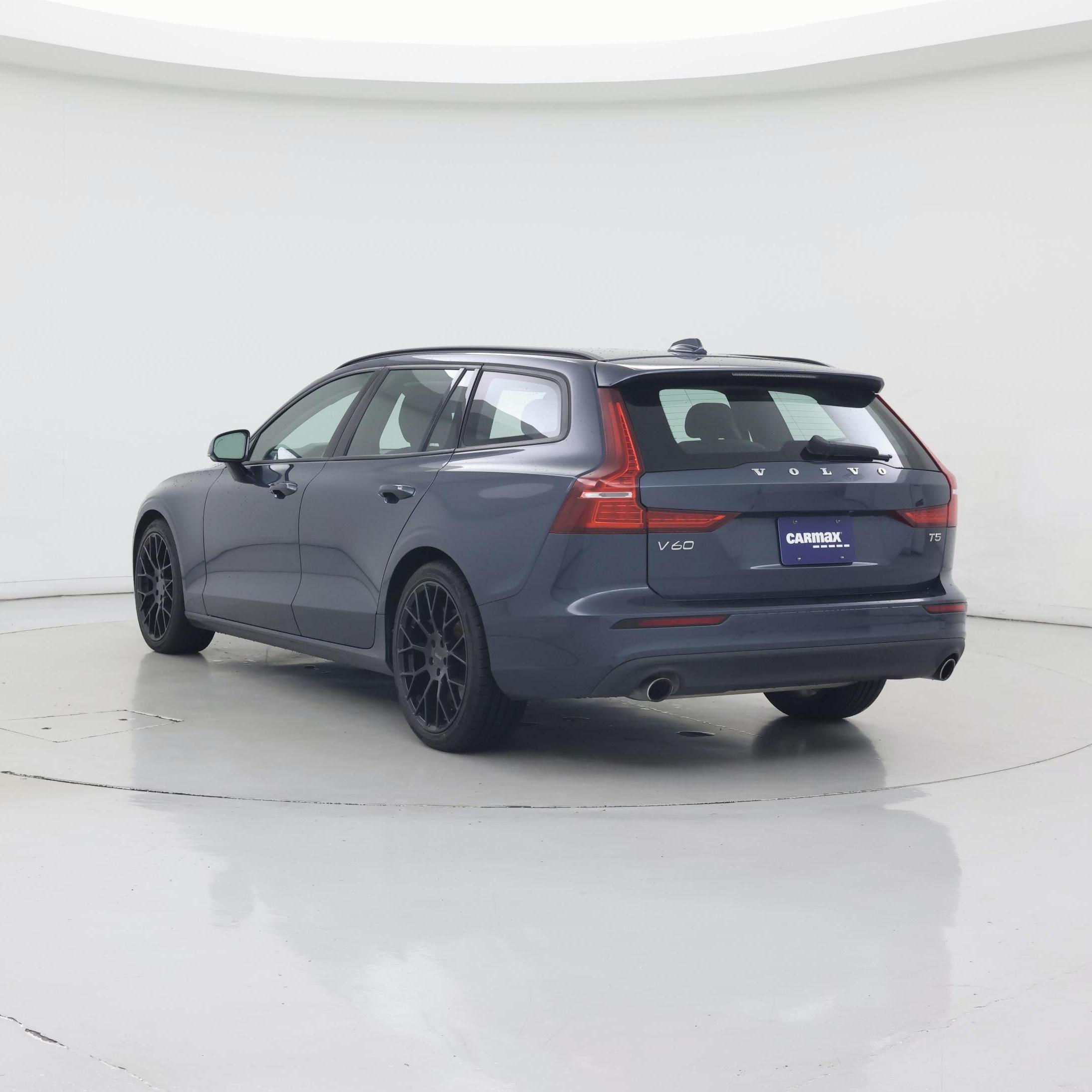 Thumbnail: 2020 Volvo V60 - 2