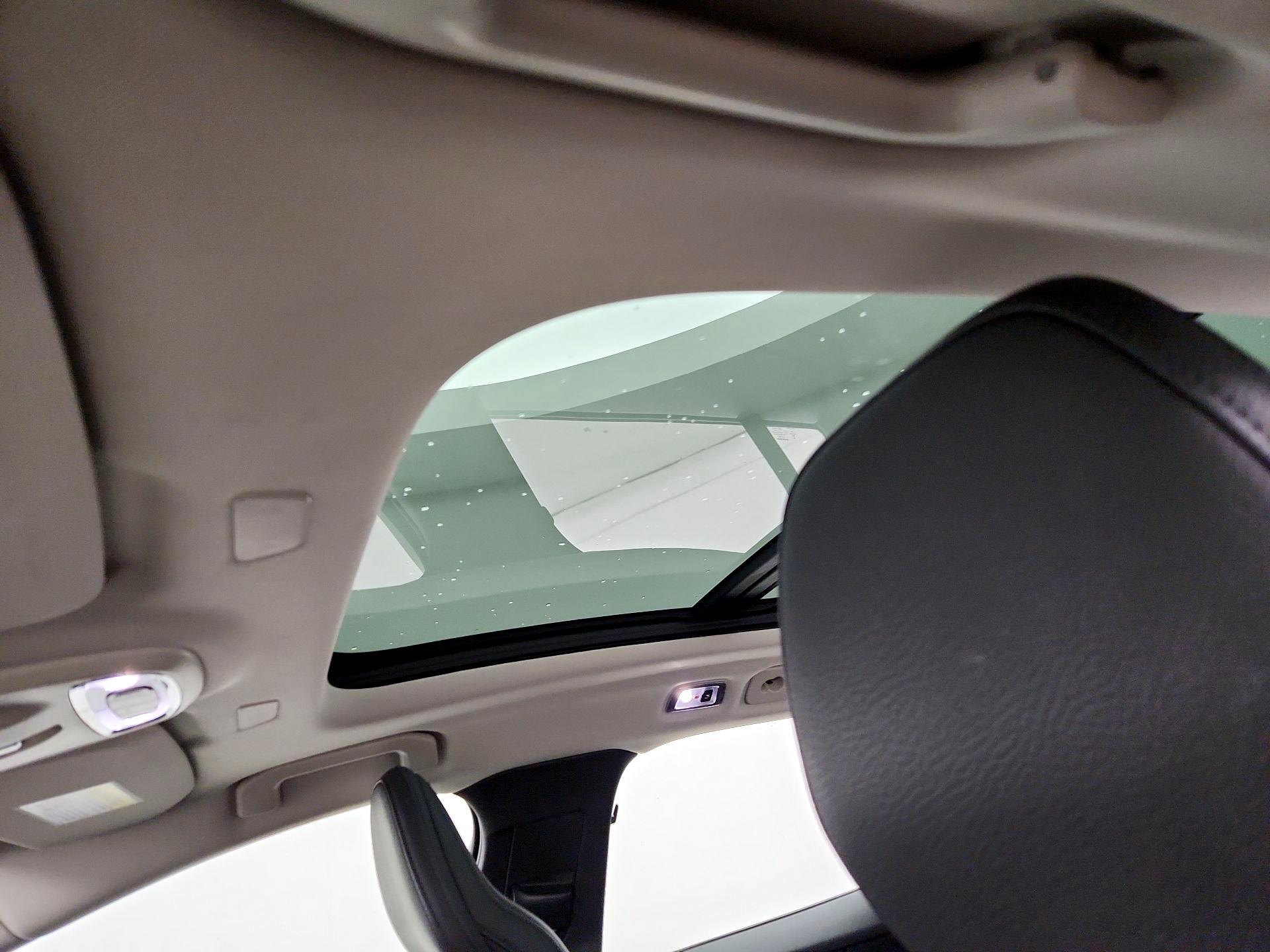 Thumbnail: 2020 Volvo V60 - 20