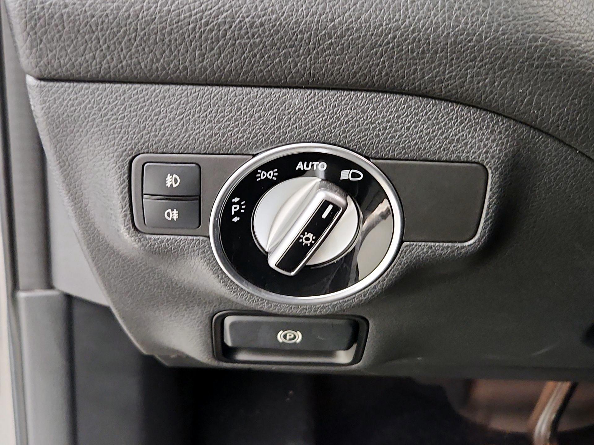 Thumbnail: 2015 Mercedes-Benz GLA - 13