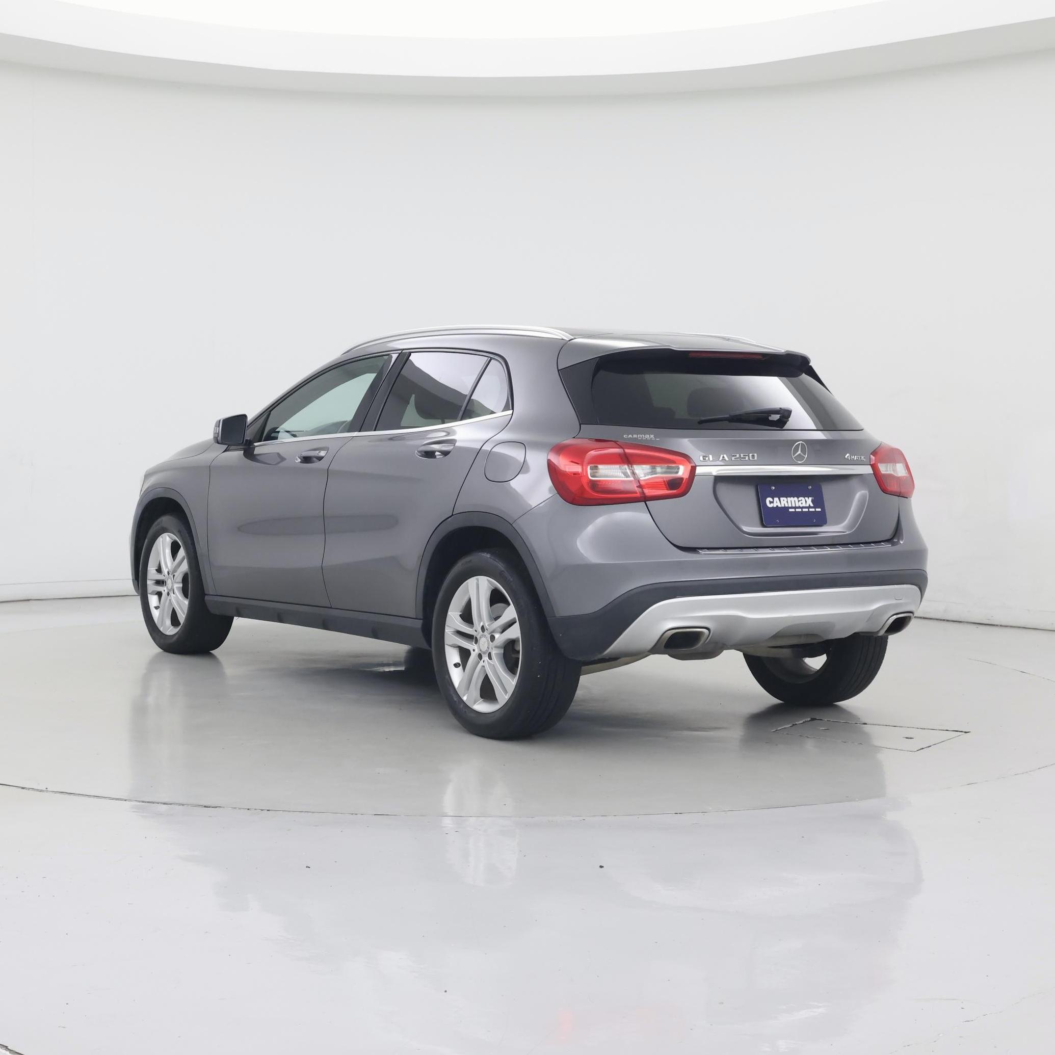 Thumbnail: 2015 Mercedes-Benz GLA - 2