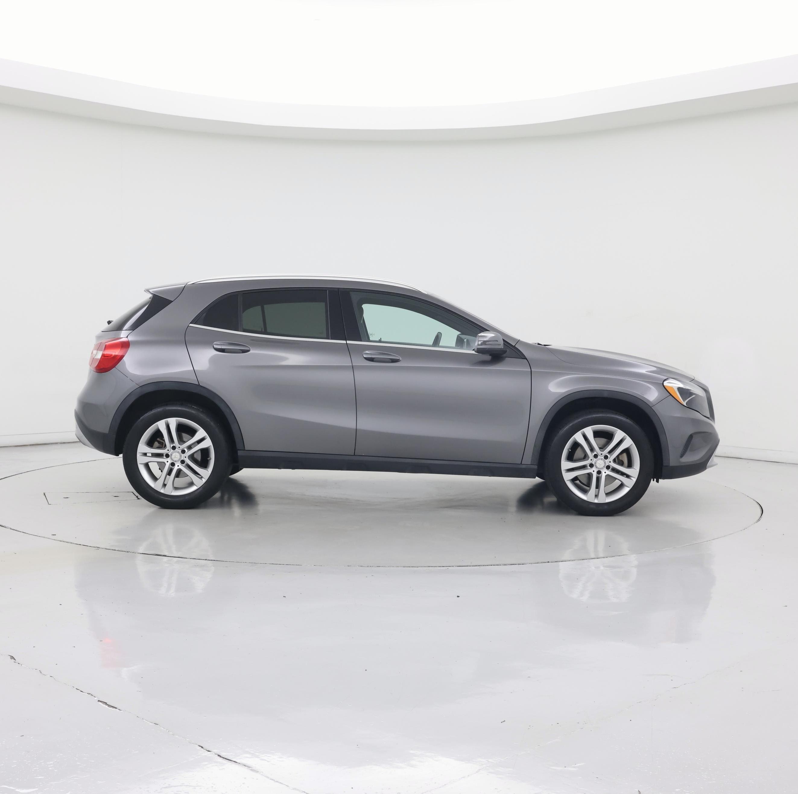 Thumbnail: 2015 Mercedes-Benz GLA - 7