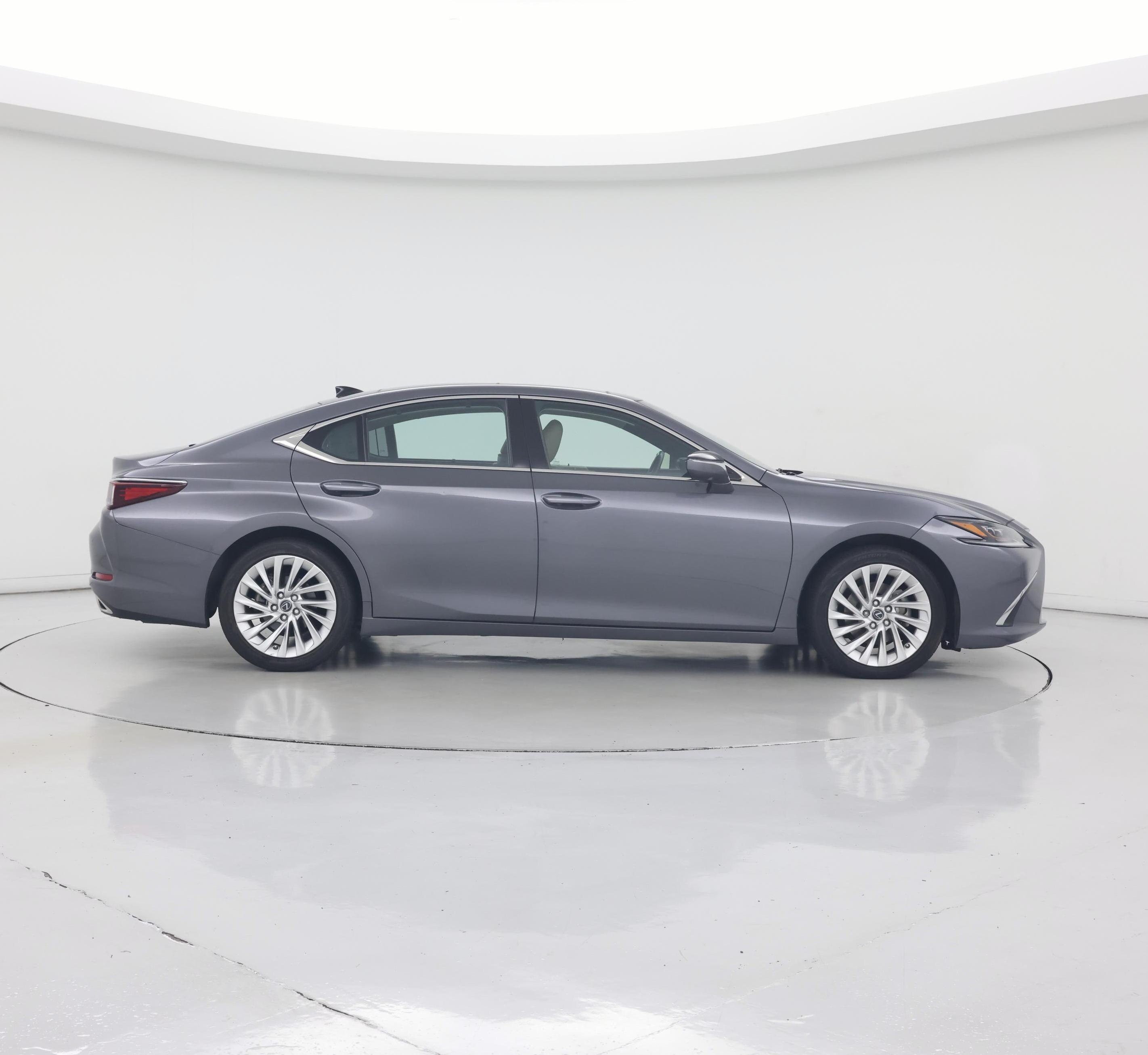 Thumbnail: 2020 Lexus ES - 7