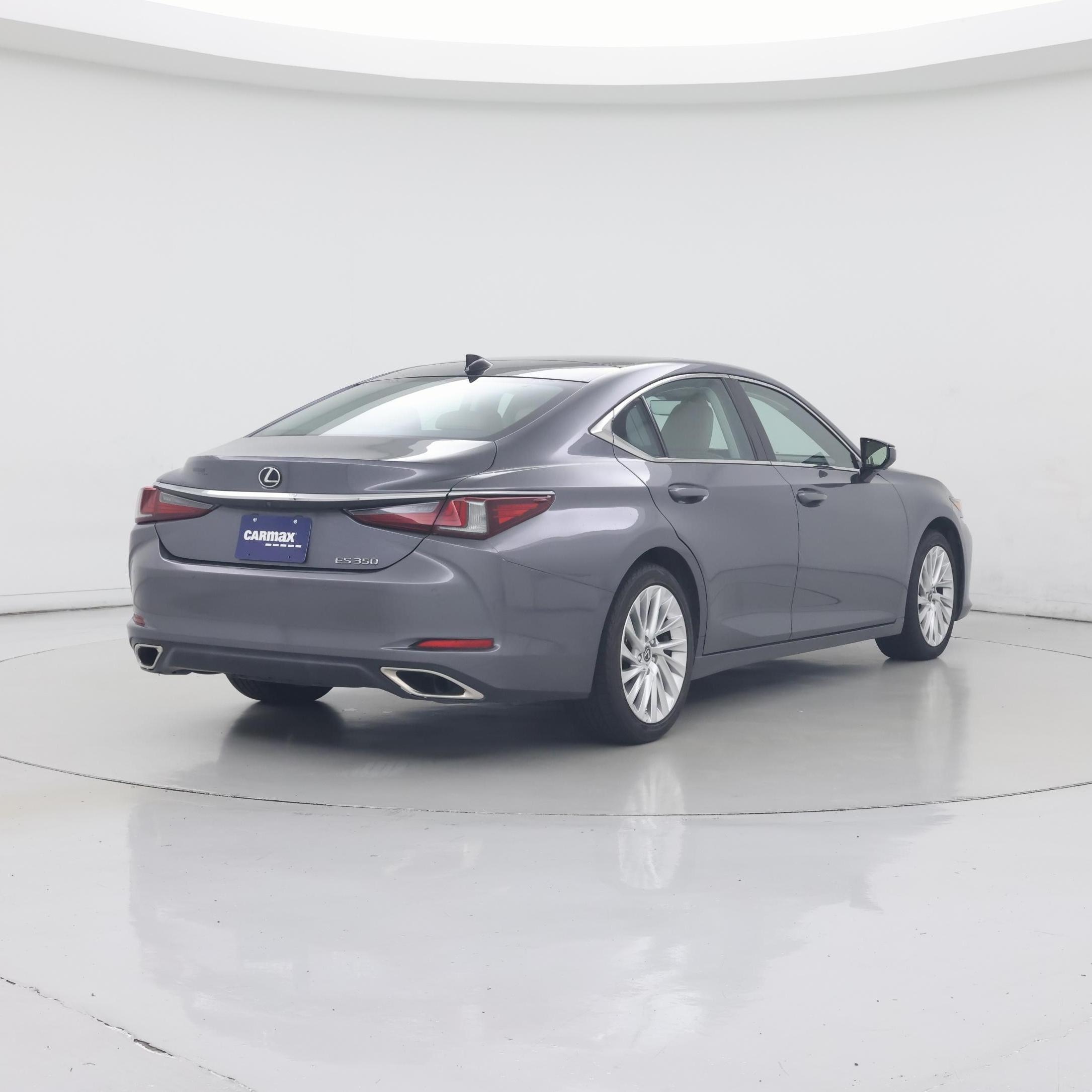 Thumbnail: 2020 Lexus ES - 8