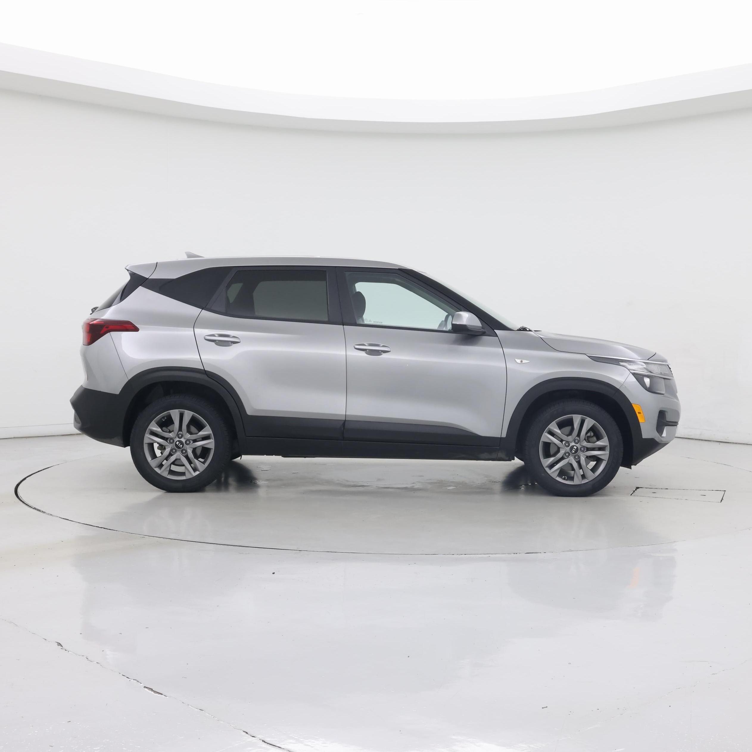 Thumbnail: 2021 Kia Seltos - 7