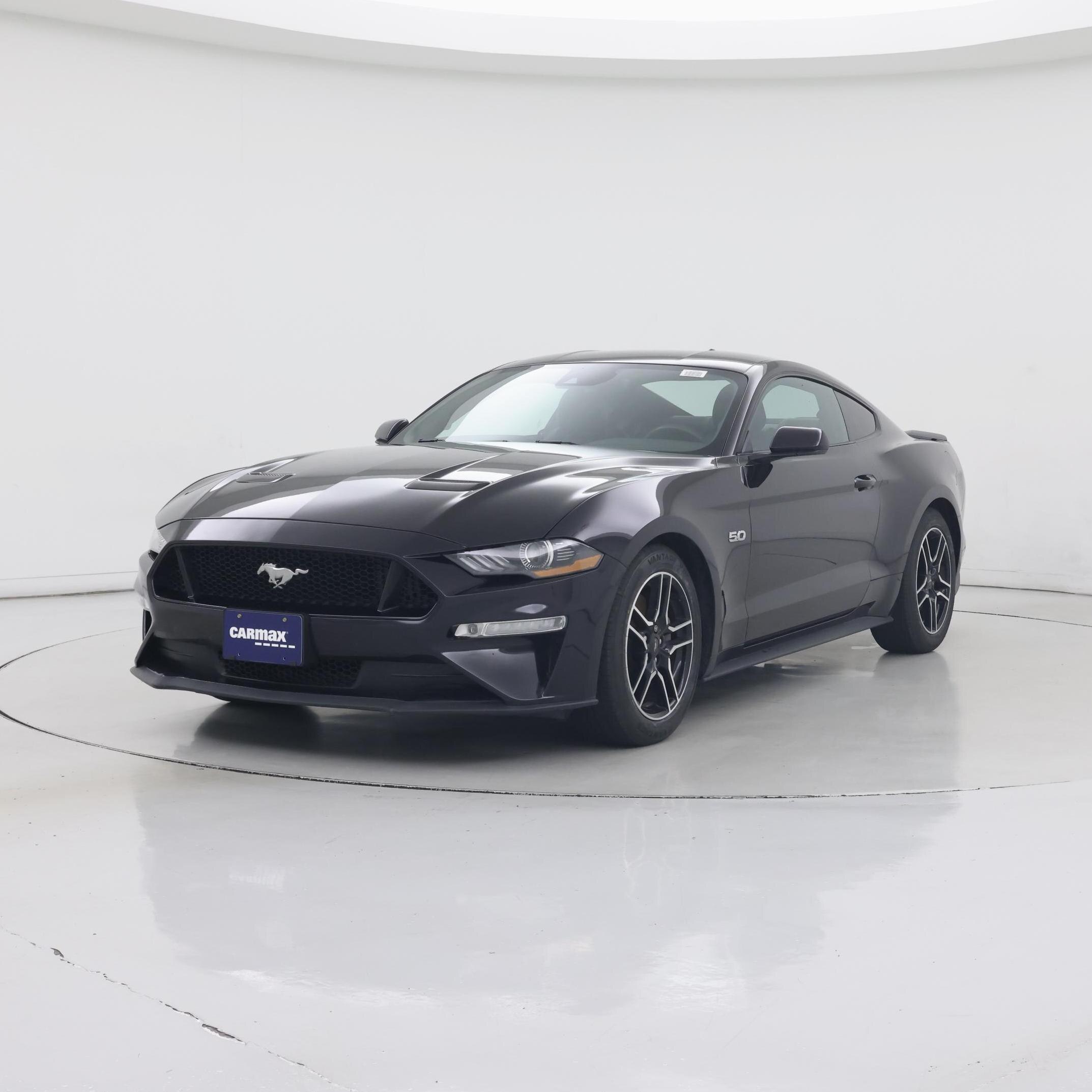 Thumbnail: 2022 Ford Mustang - 4