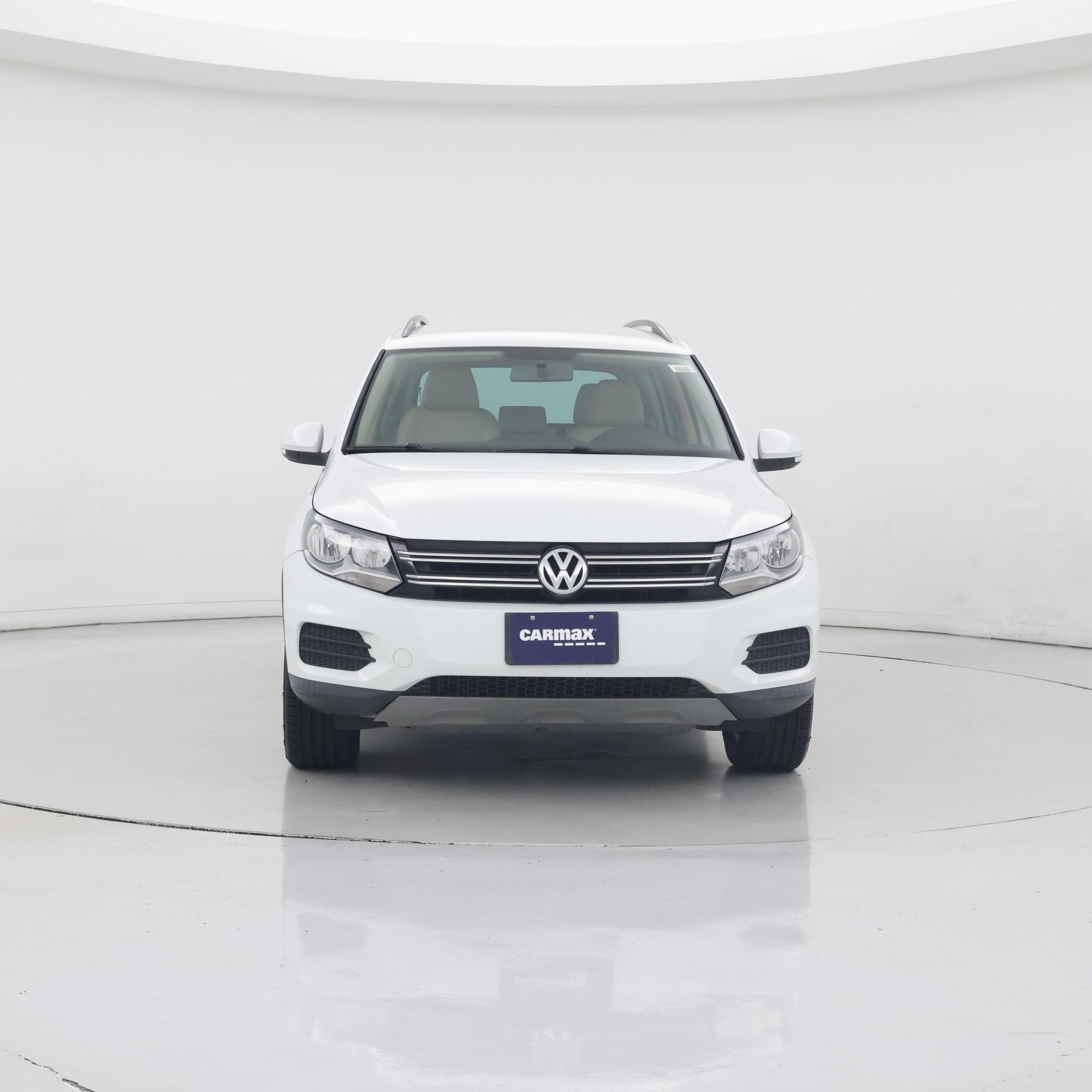 Thumbnail: 2015 Volkswagen Tiguan - 5