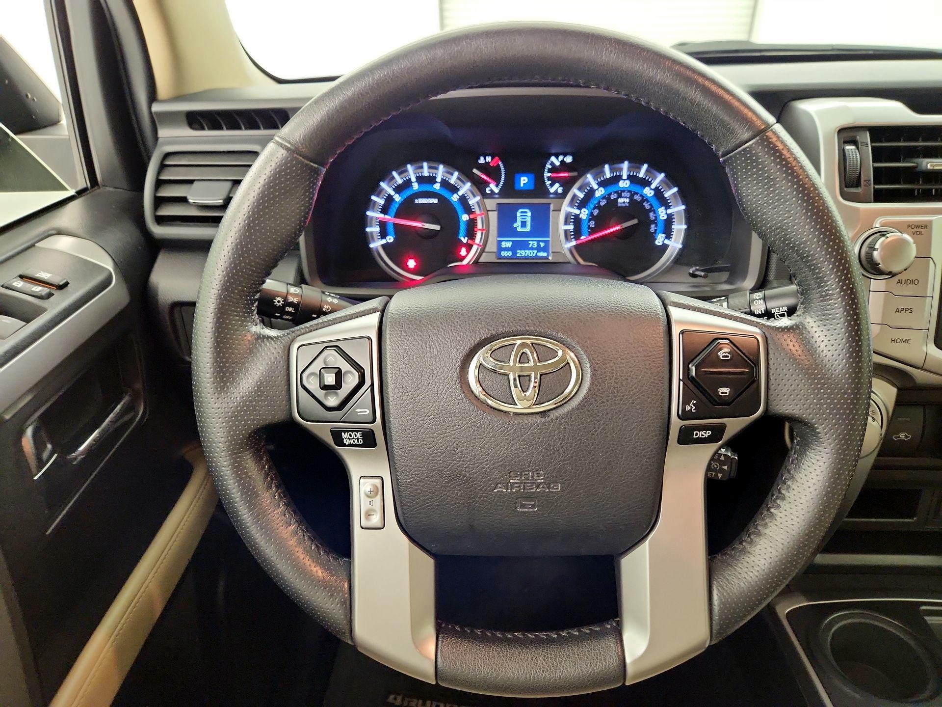 Thumbnail: 2014 Toyota 4Runner - 10