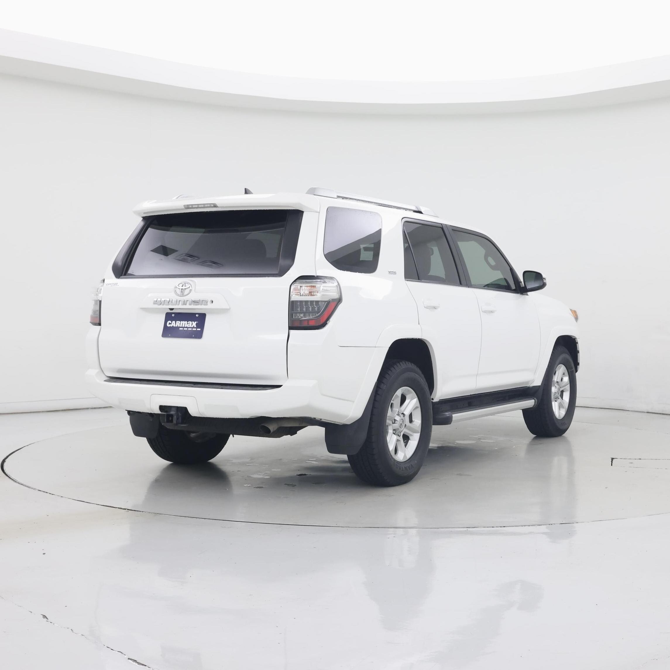 Thumbnail: 2014 Toyota 4Runner - 8