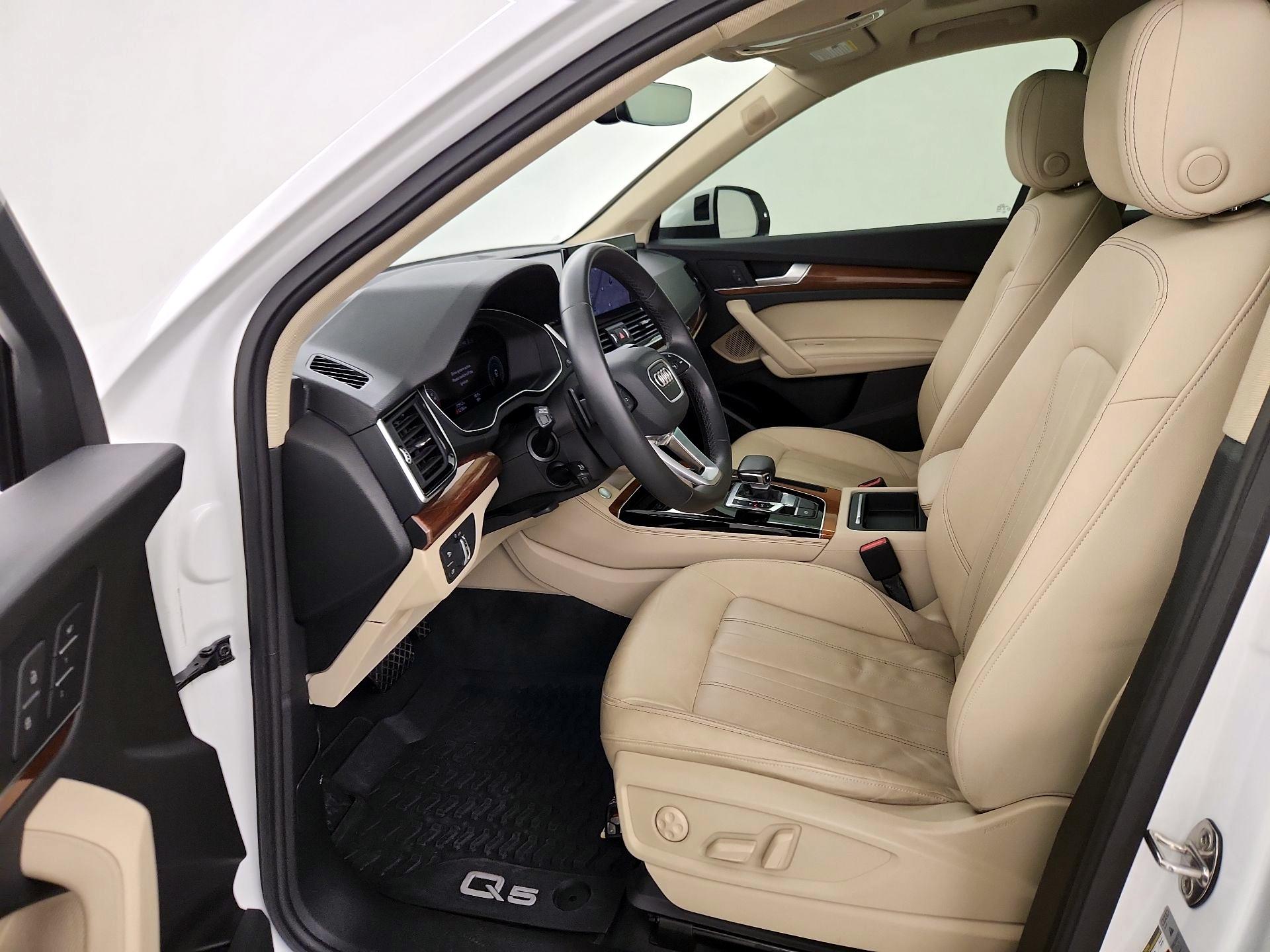 Thumbnail: 2022 Audi Q5 - 11