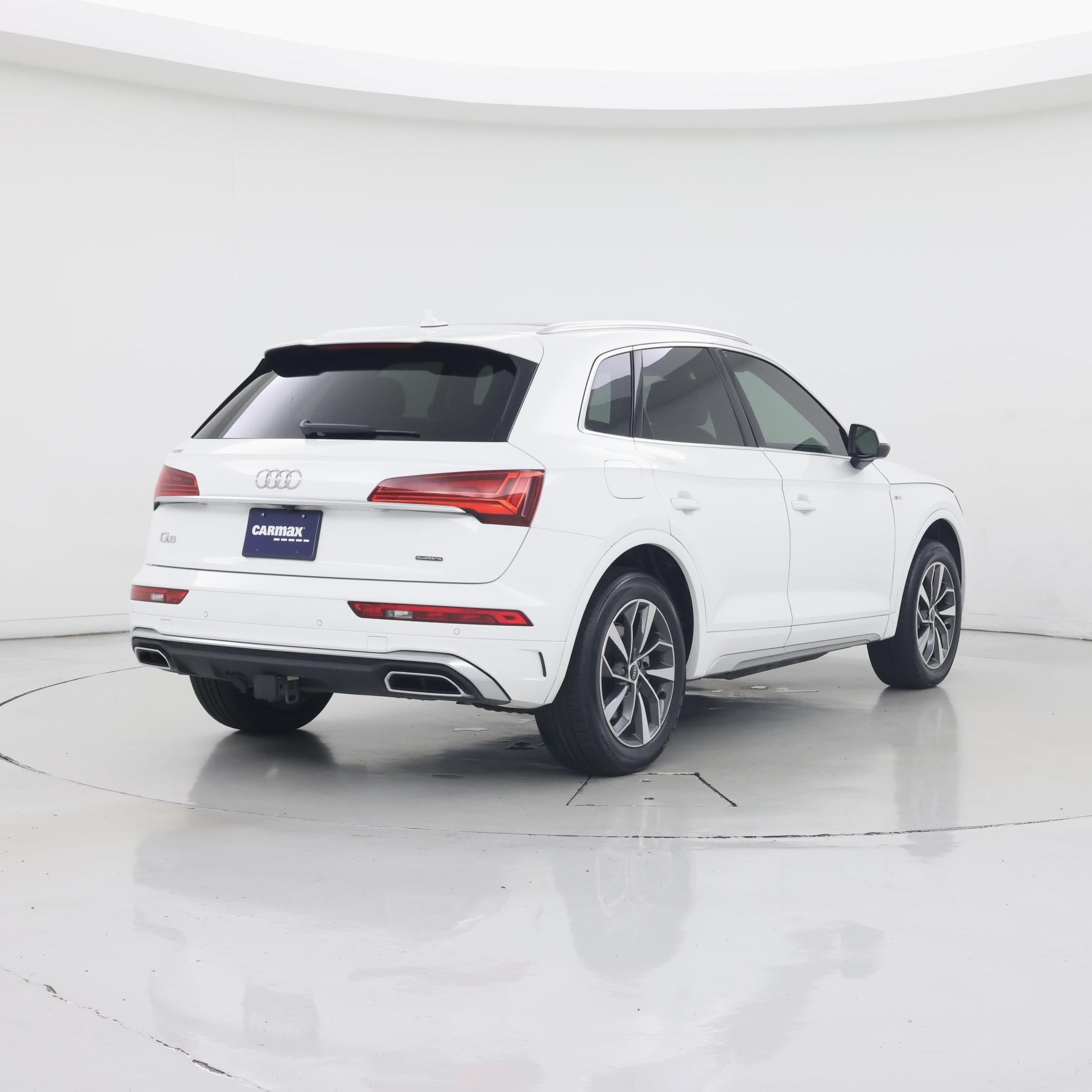 Thumbnail: 2022 Audi Q5 - 8