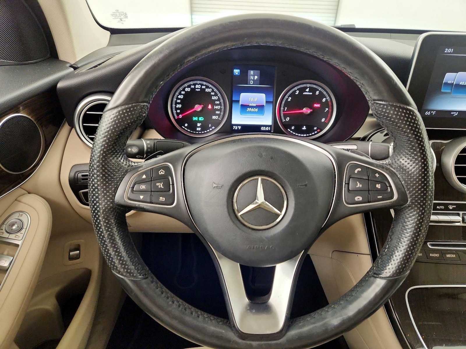 2018 Mercedes-Benz GLC Coupe GLC300 - Photo 11