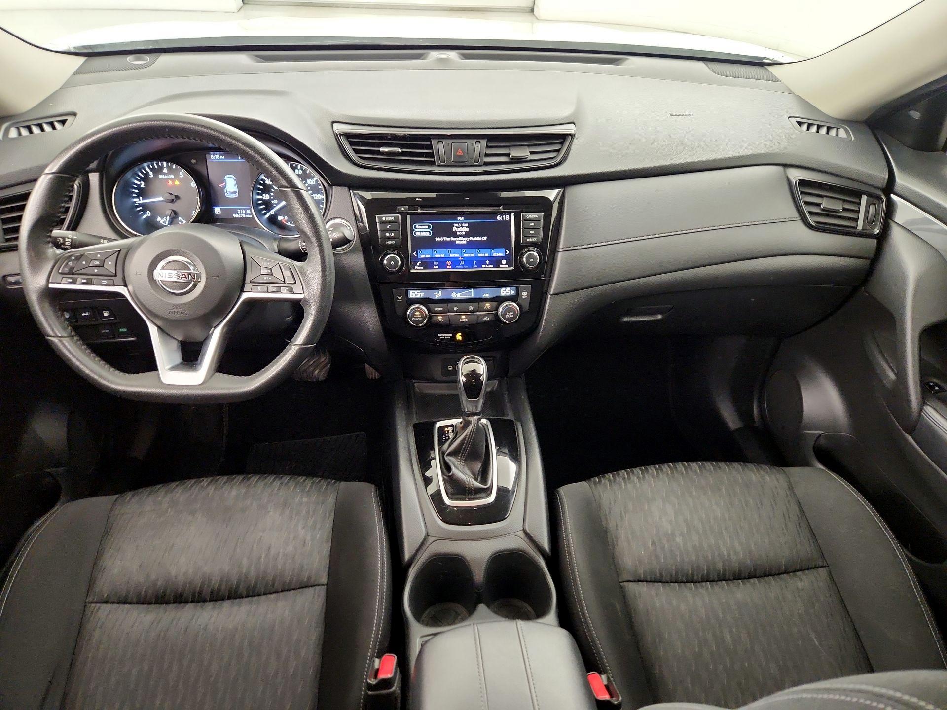 Thumbnail: 2020 Nissan Rogue - 9