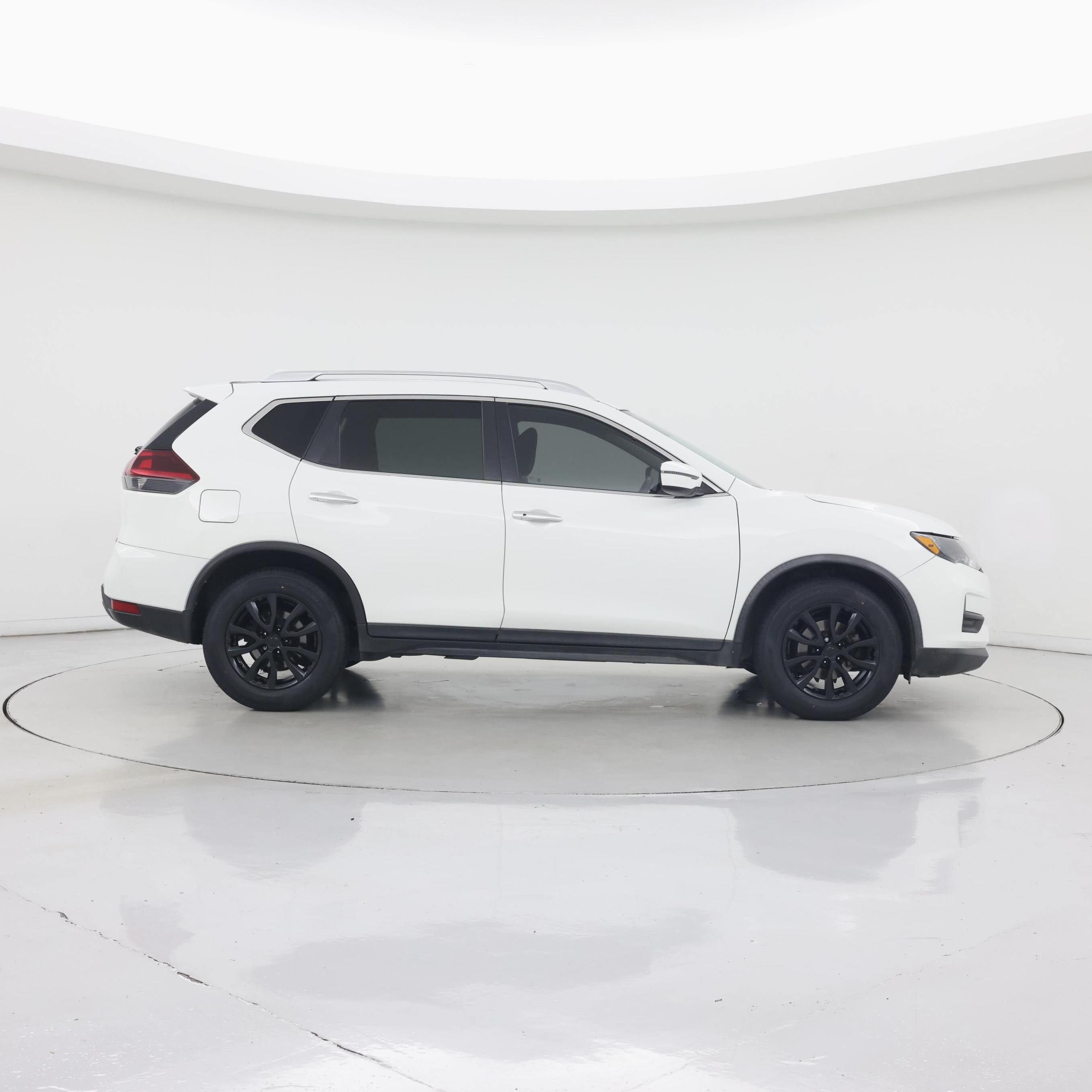 Thumbnail: 2020 Nissan Rogue - 7