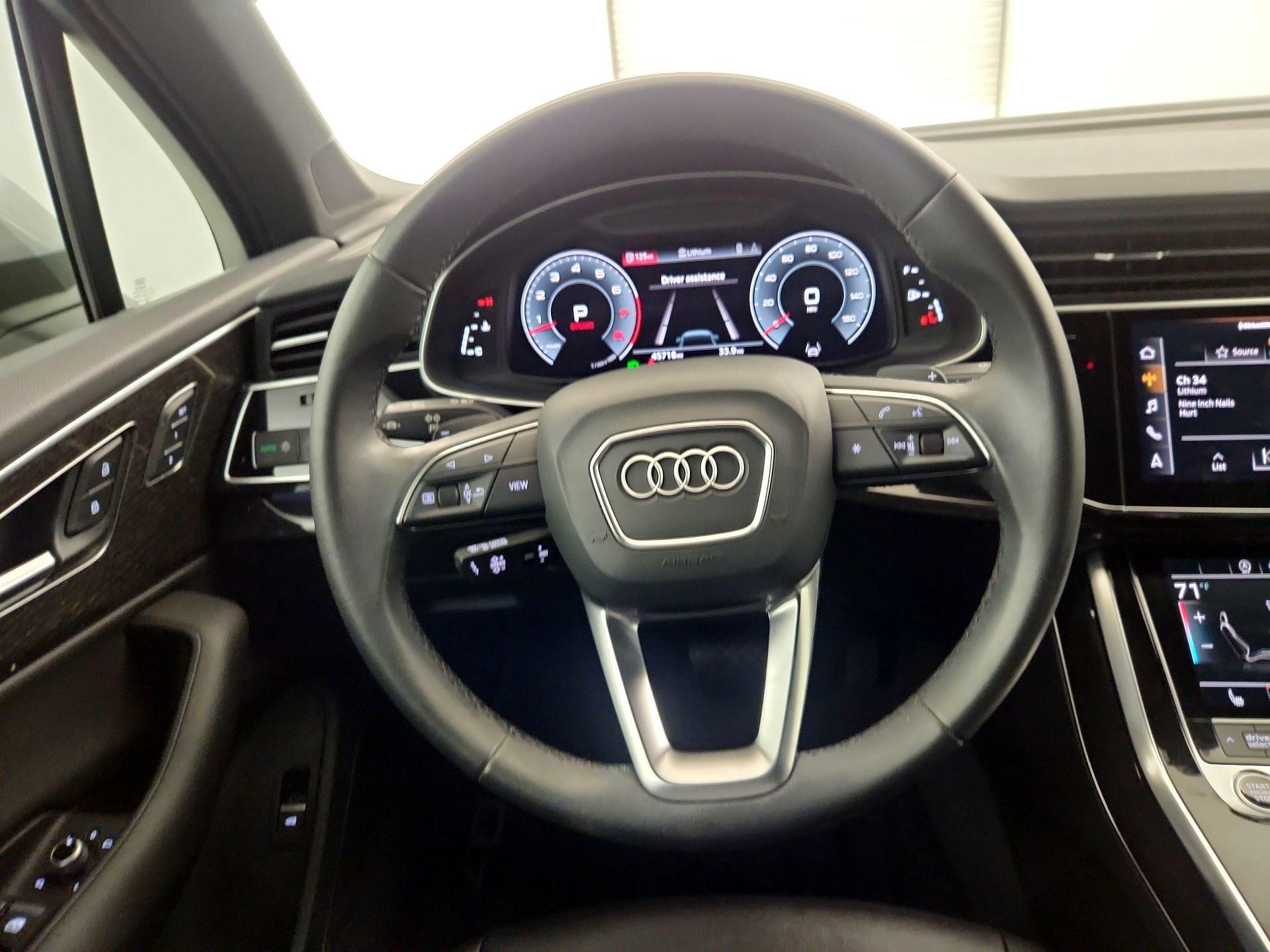 Thumbnail: 2022 Audi Q7 - 10