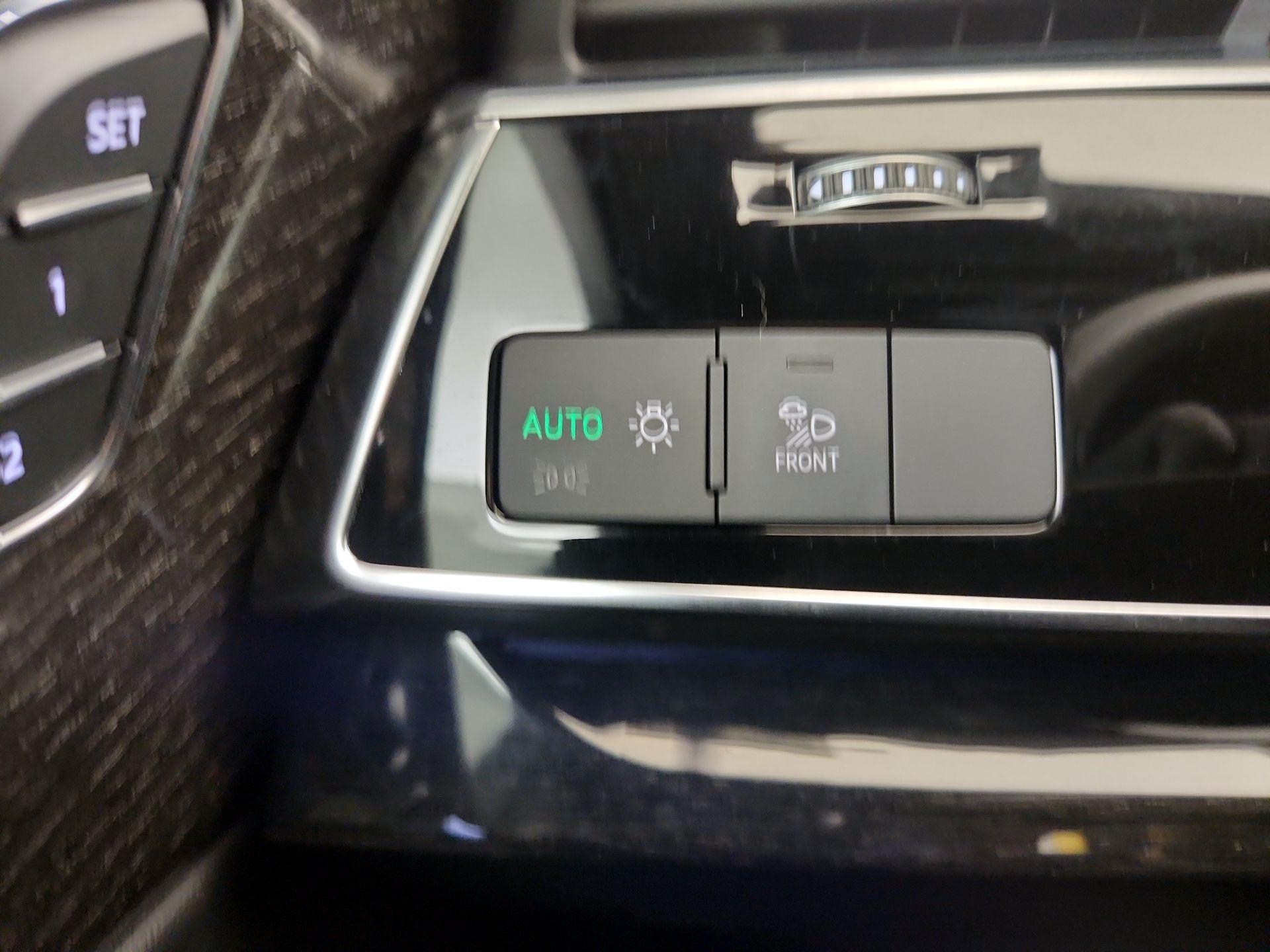 Thumbnail: 2022 Audi Q7 - 13