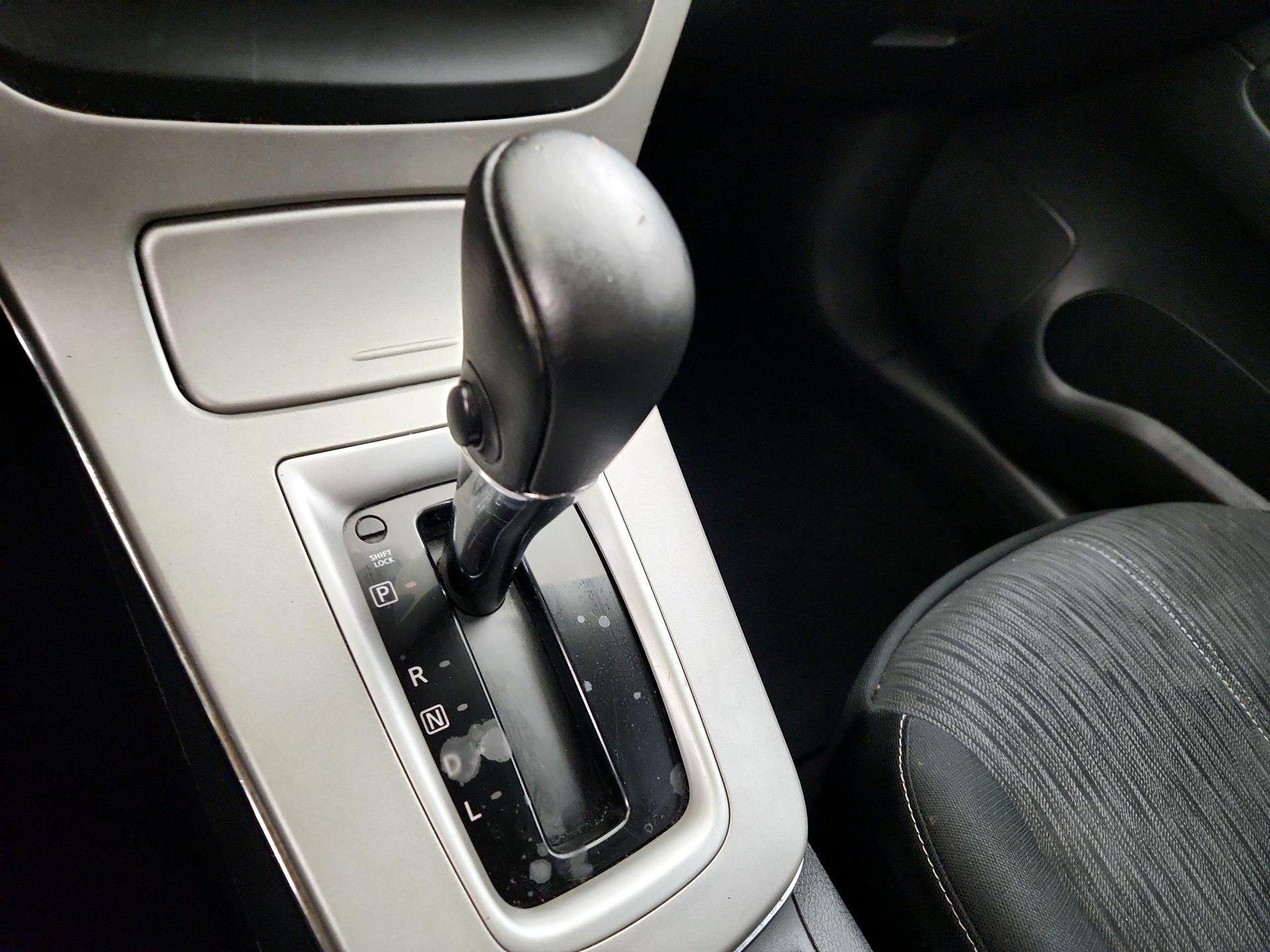 Thumbnail: 2015 Nissan Sentra - 17