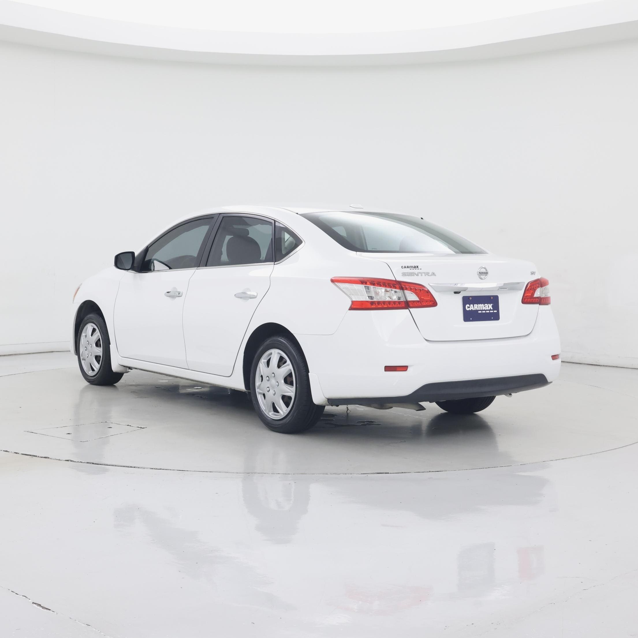 Thumbnail: 2015 Nissan Sentra - 2