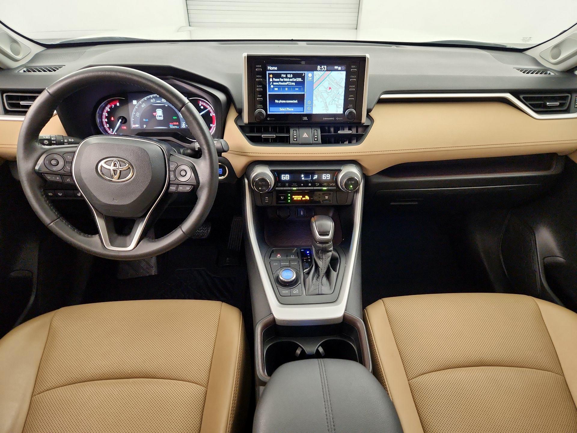 Thumbnail: 2021 Toyota RAV4 - 9