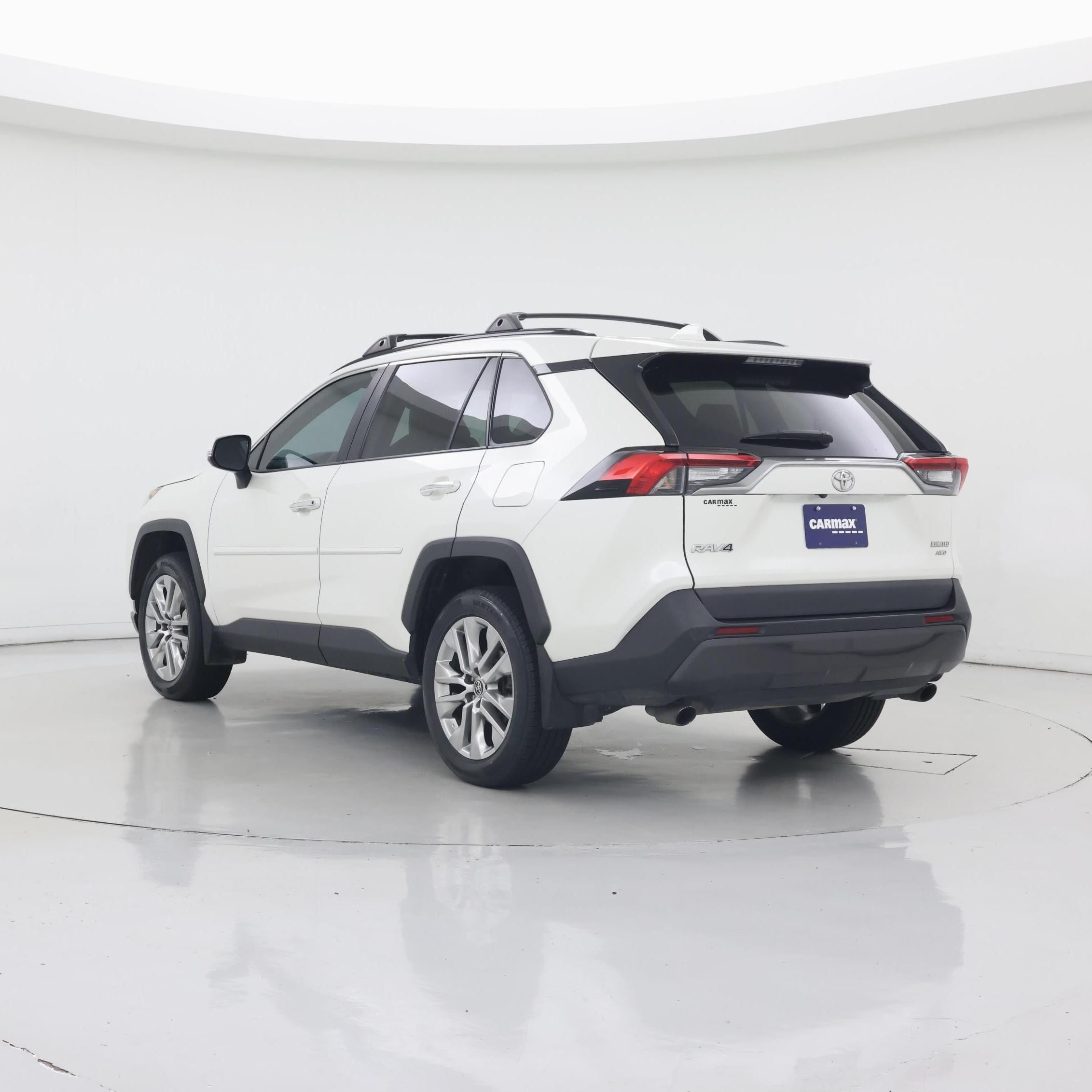 Thumbnail: 2021 Toyota RAV4 - 2