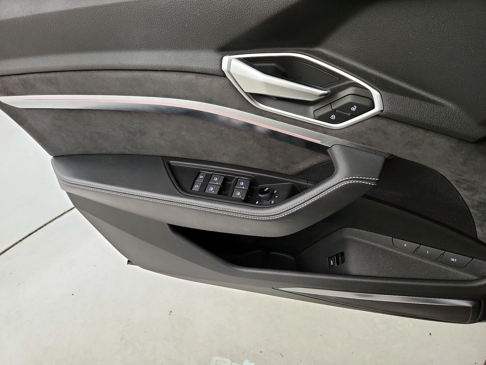 2021 Audi e-tron Prestige - Photo 13
