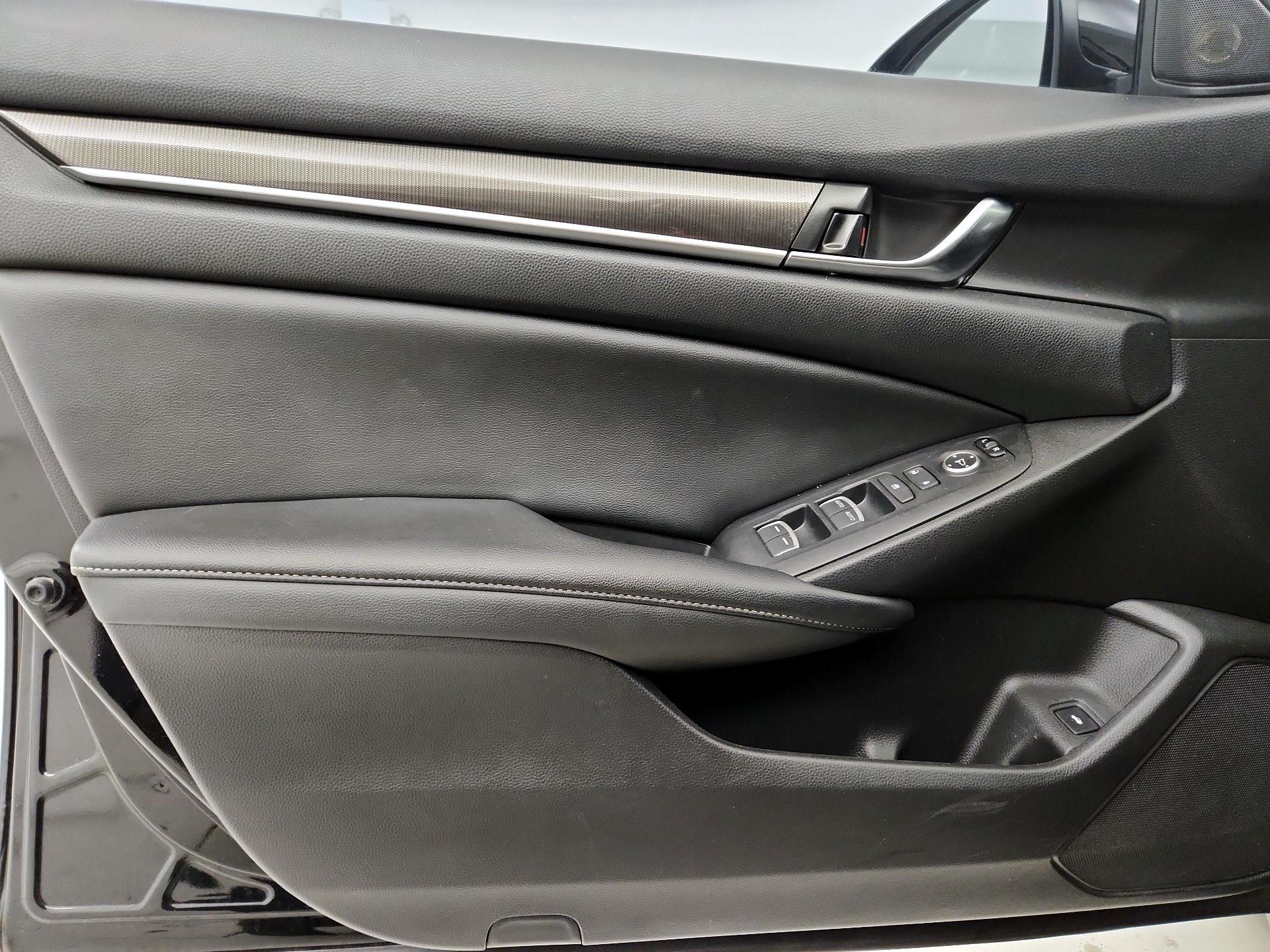 Thumbnail: 2021 Honda Accord - 12