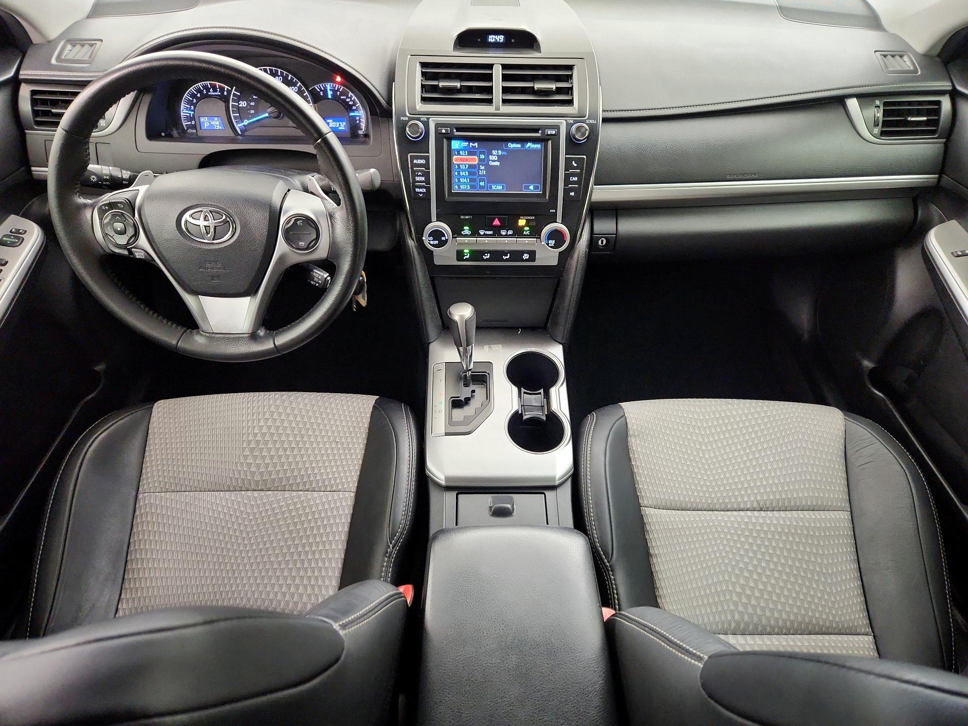 Thumbnail: 2014 Toyota Camry - 9