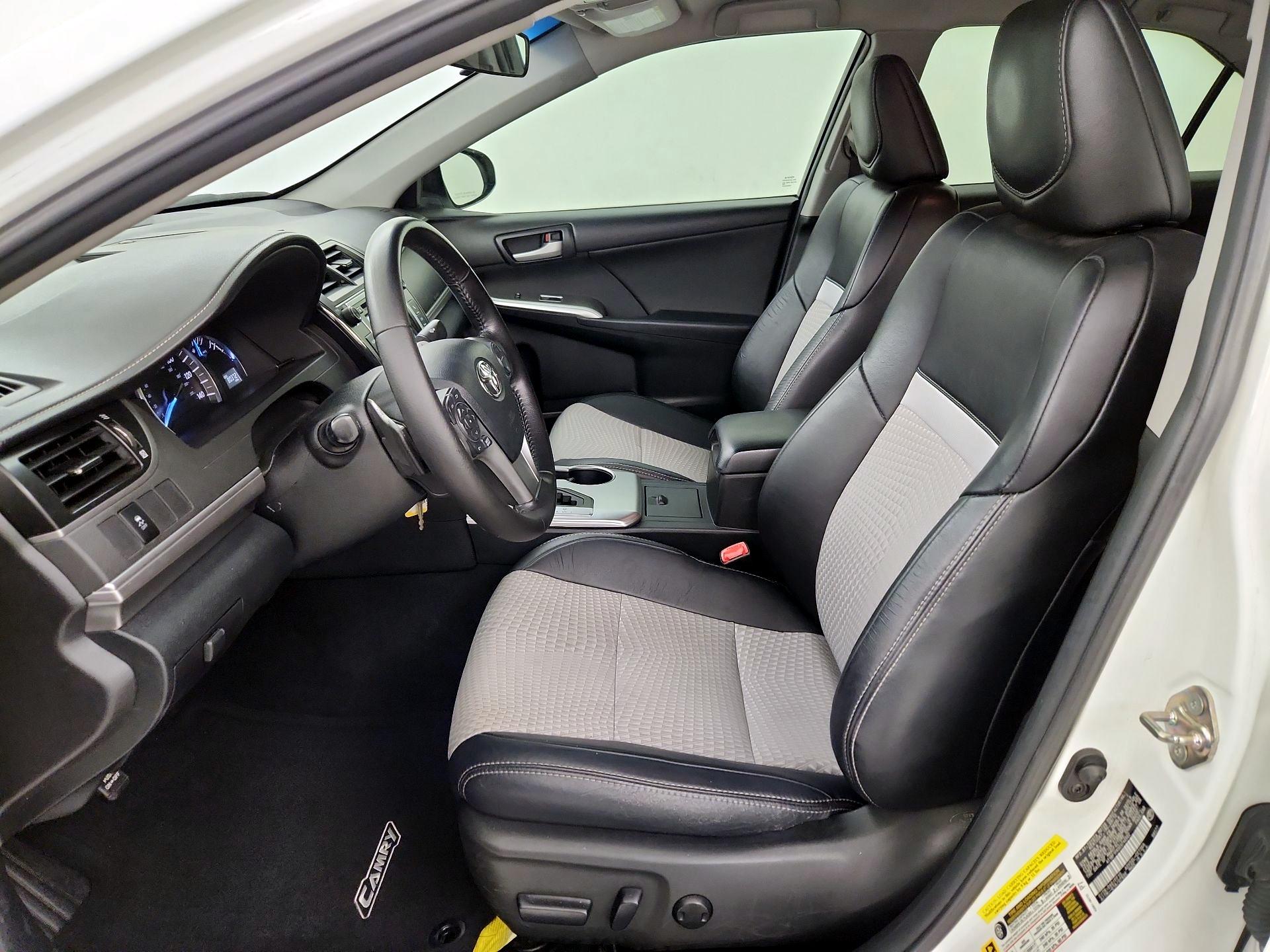 Thumbnail: 2014 Toyota Camry - 11